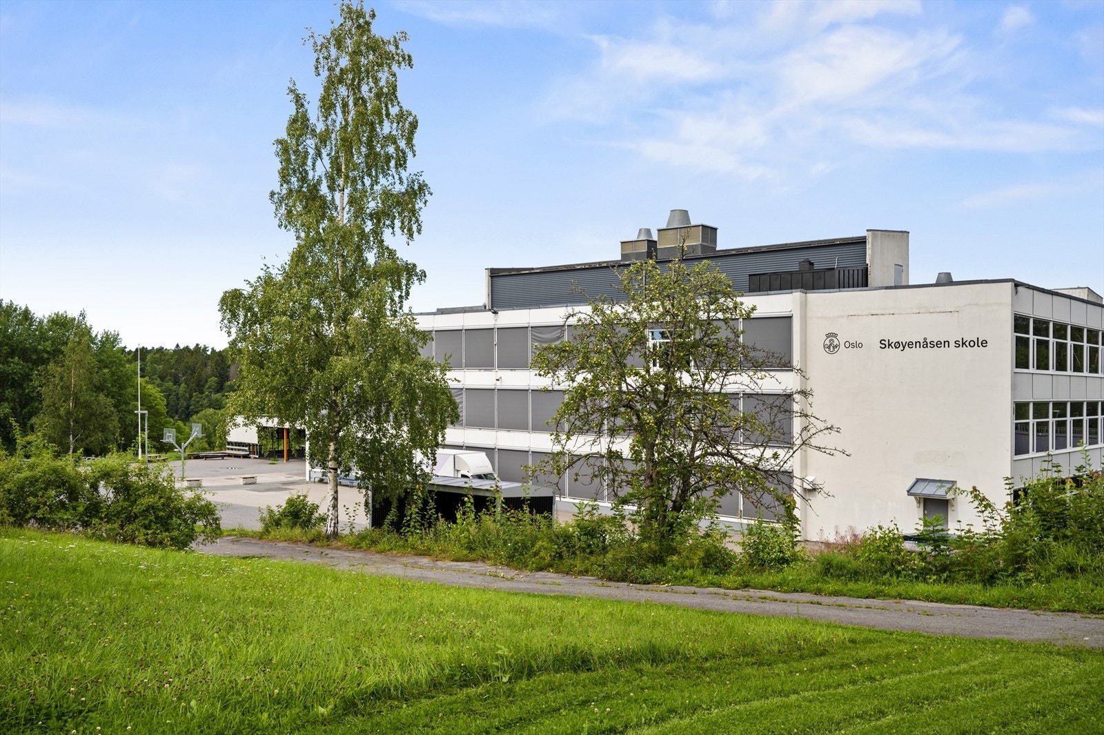 Skole i nærheten, ideelt for familier med barn. Galleribilde