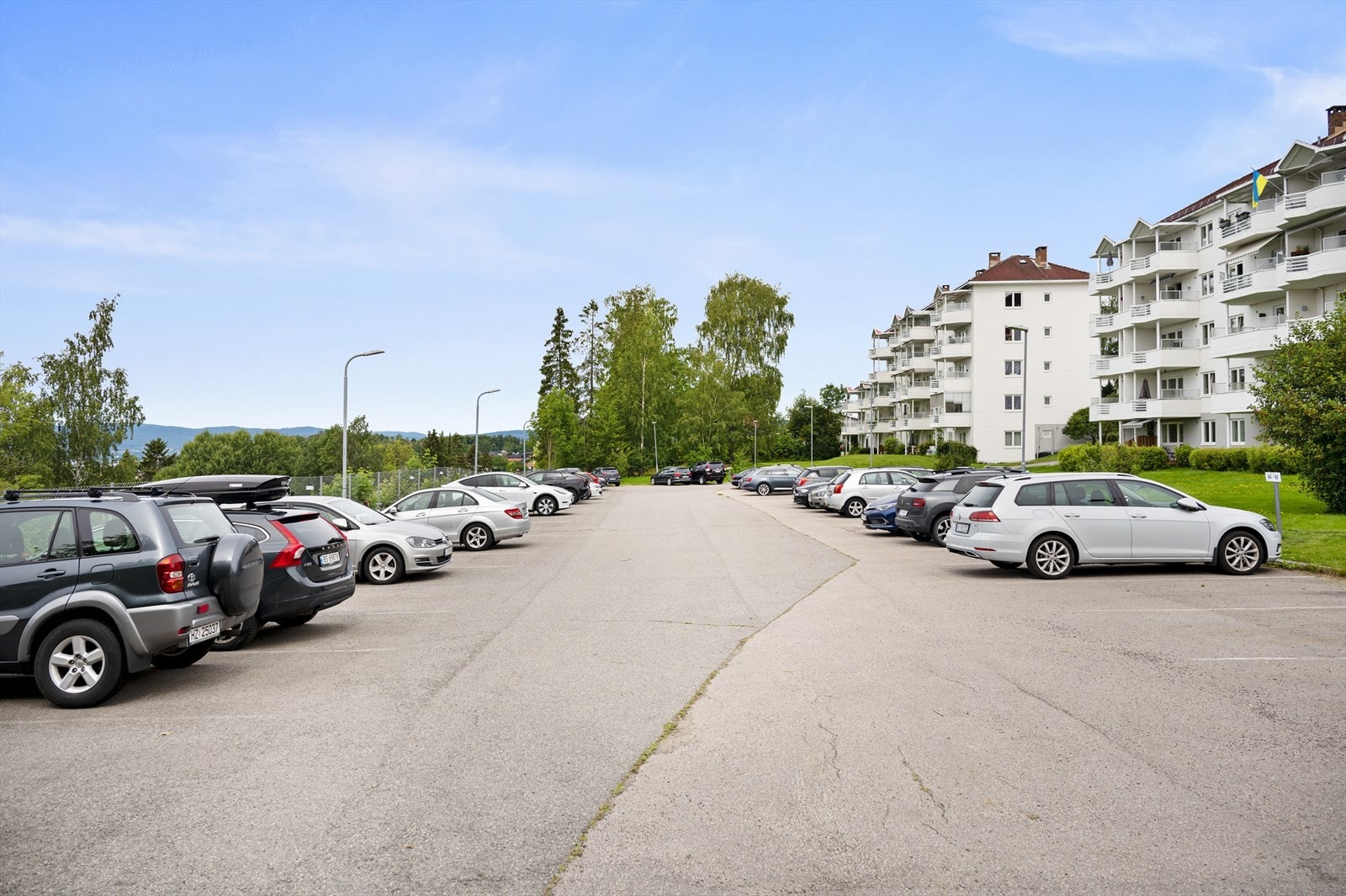 Borettslaget har parkering etter ventelisteprinsippet. Galleribilde