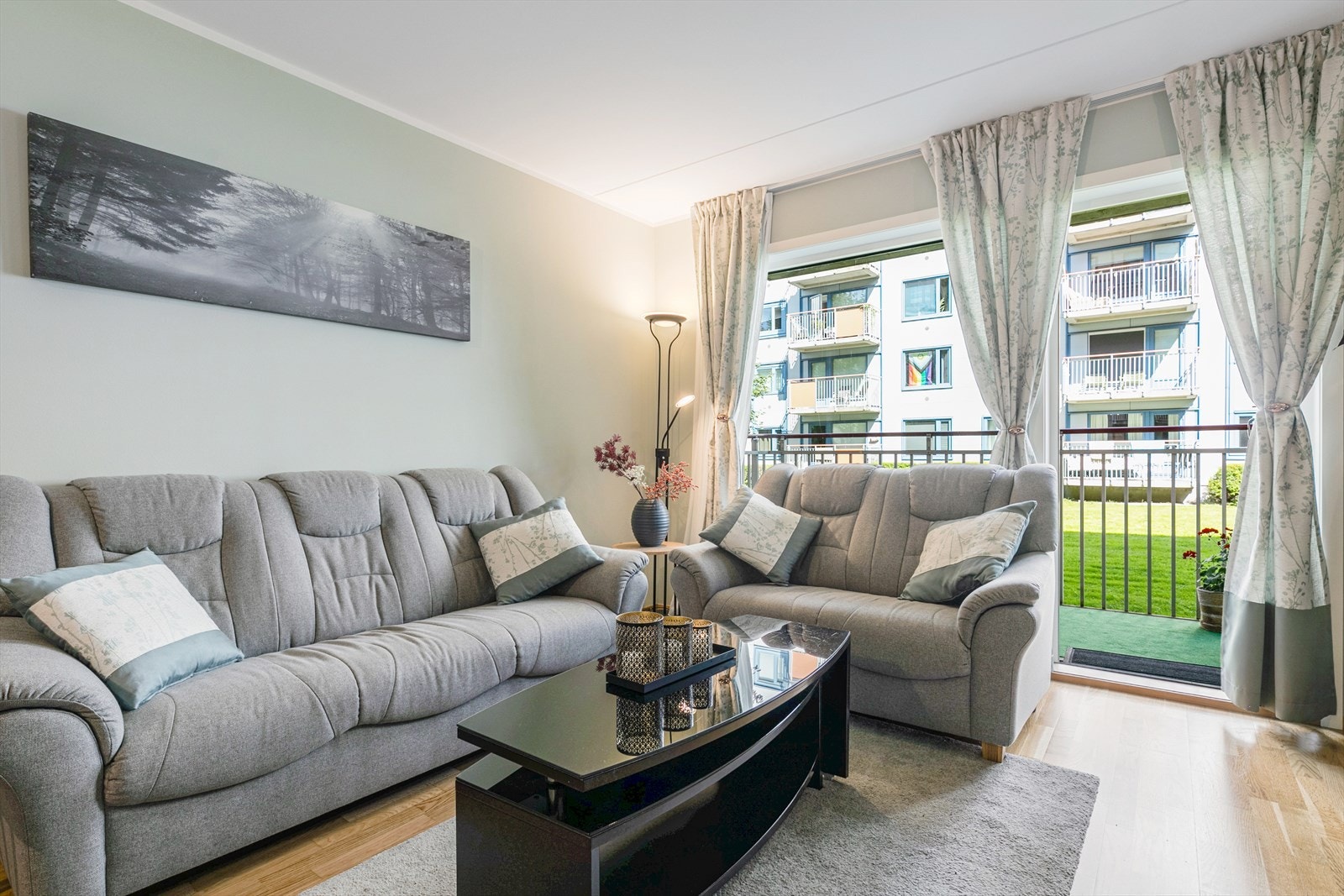 Vegger og tak ble malt i 2024. Galleribilde