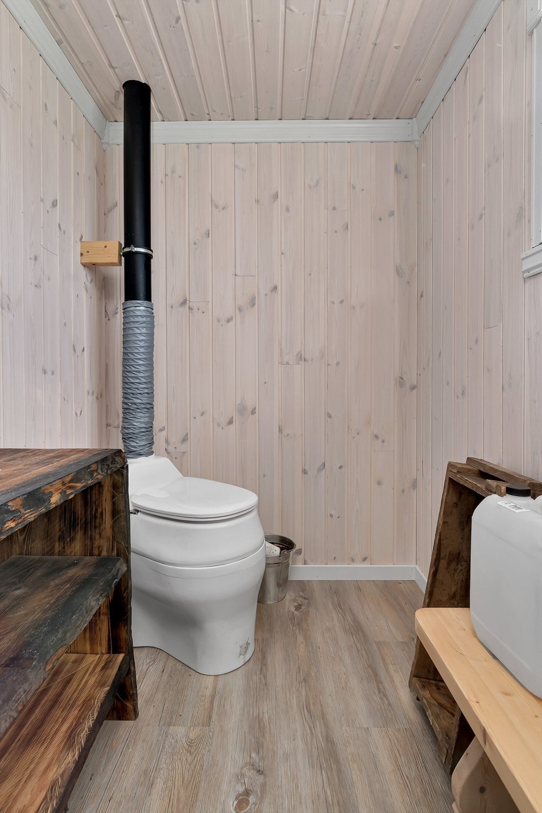 Toalettrom Galleribilde