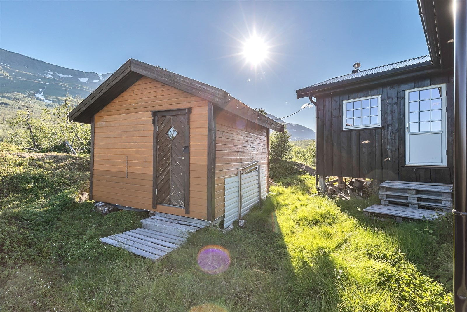 Uthus på eiendommen Galleribilde