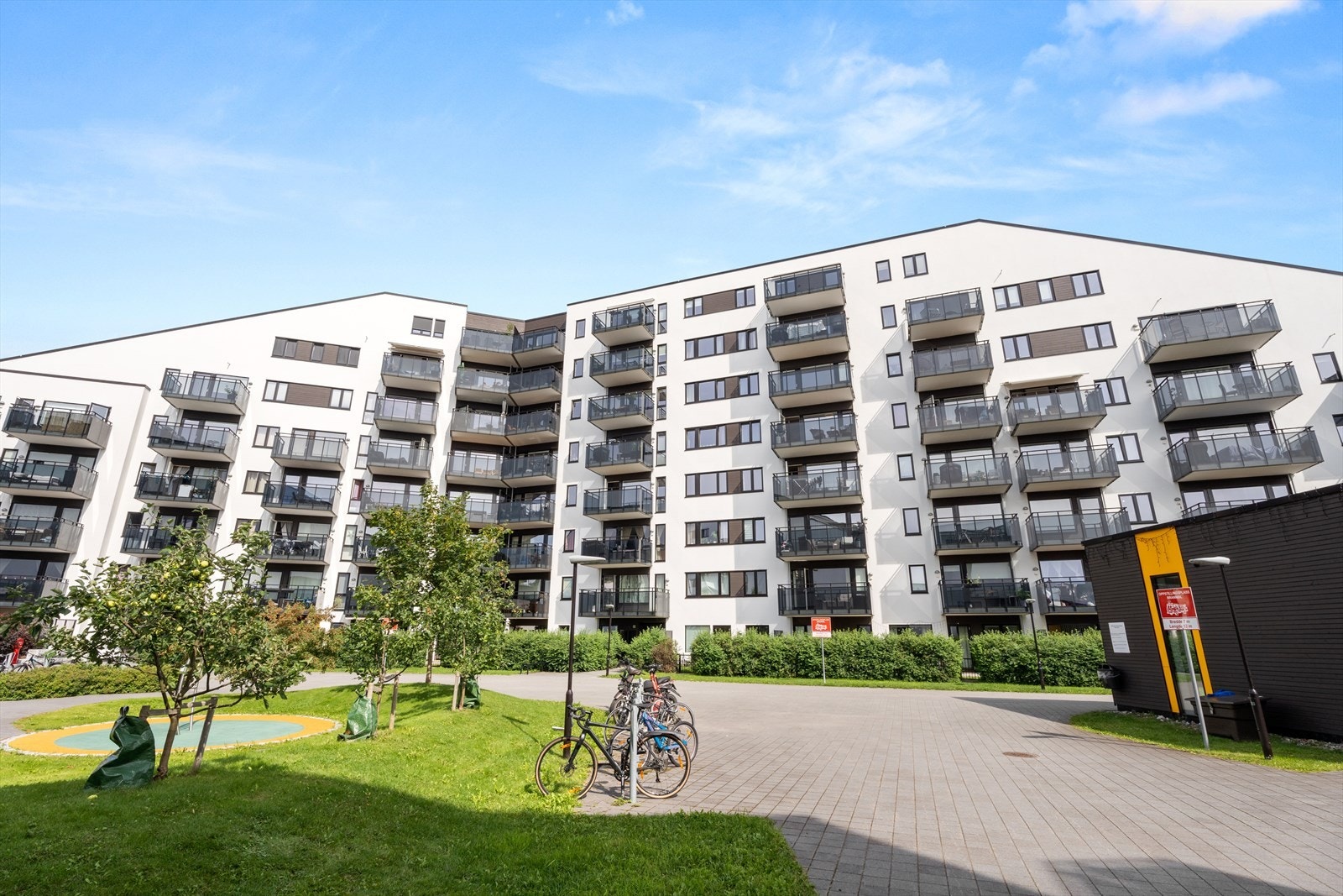 Leiligheten har en svært attraktiv beliggenhet på Økern, omkranset av Hasle, Sinsen, Løren og Bjerke. Galleribilde