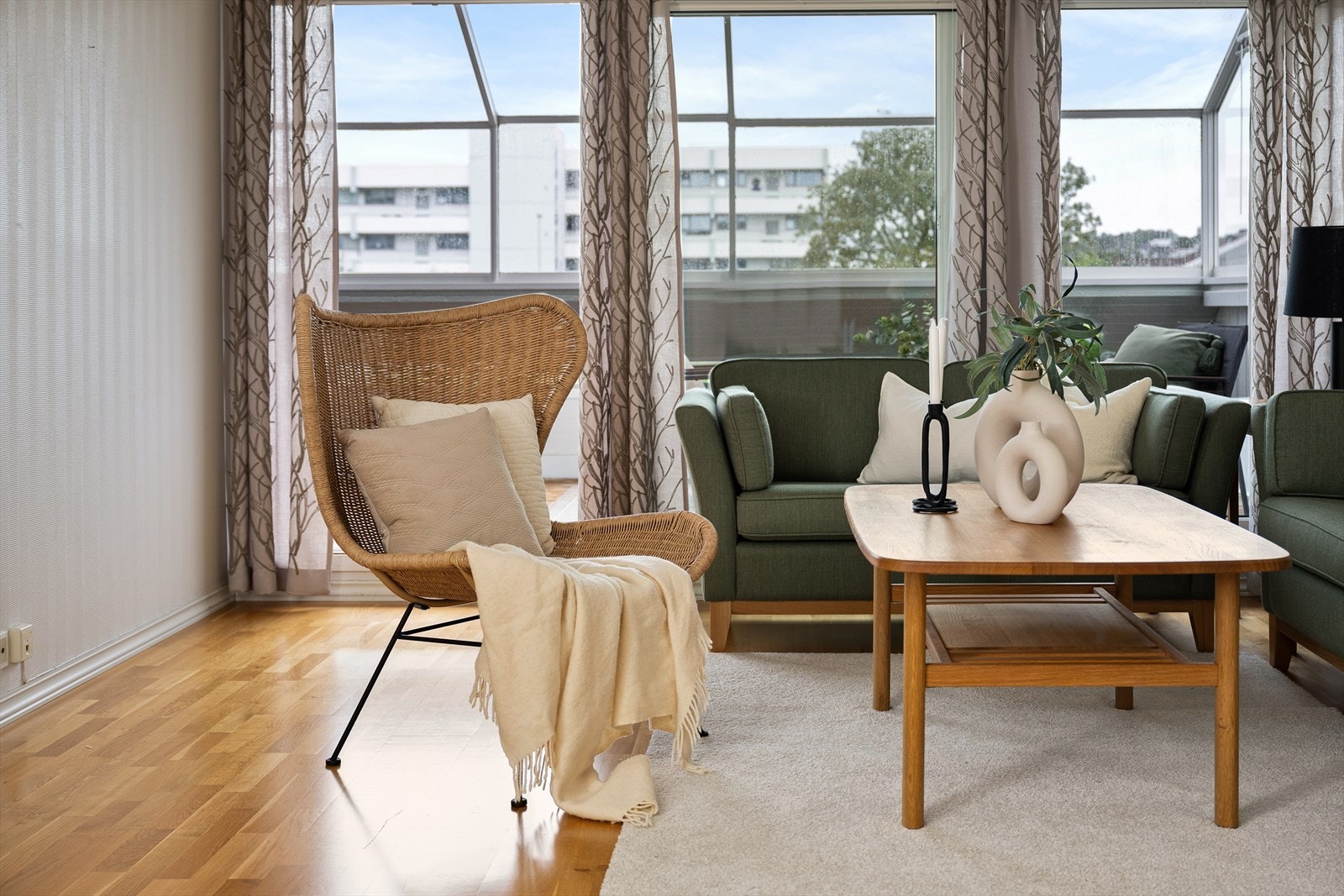 Tilkomst til balkongen har du fra stuen. Galleribilde