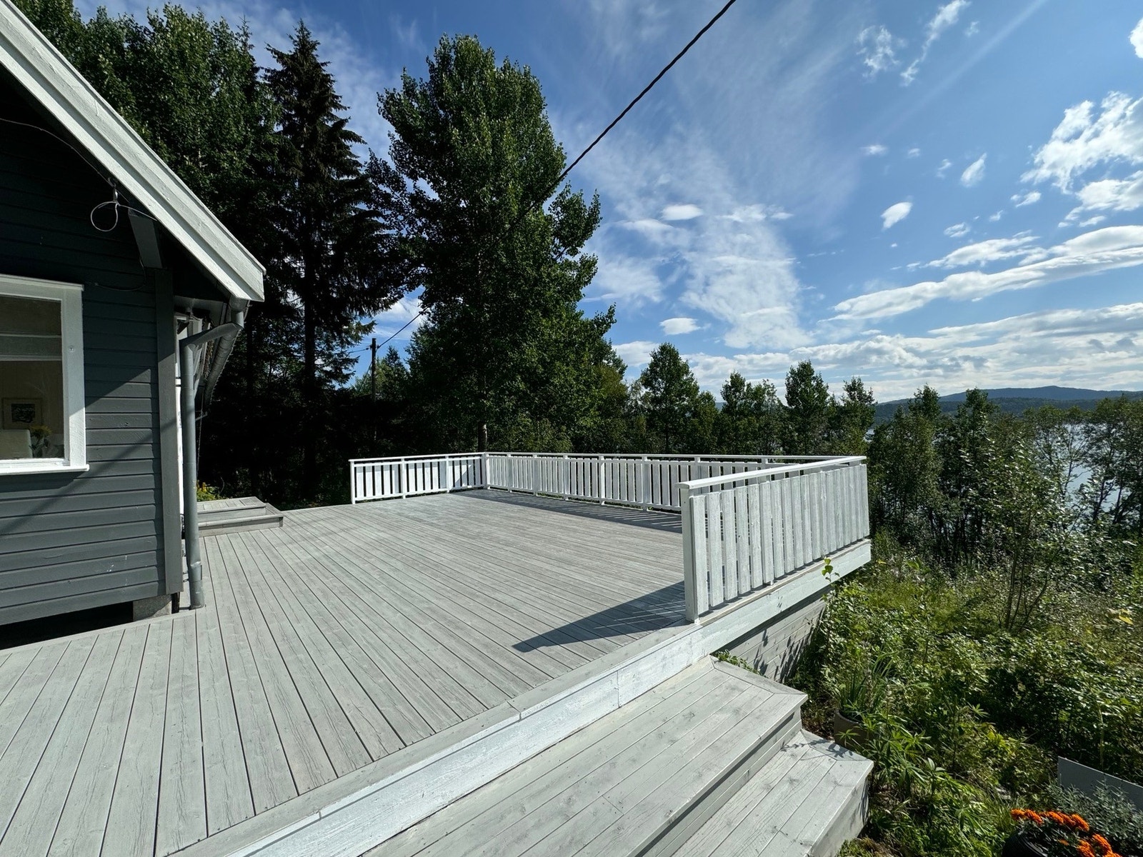 Velkommen til Valnesfjordveien 198! Galleribilde