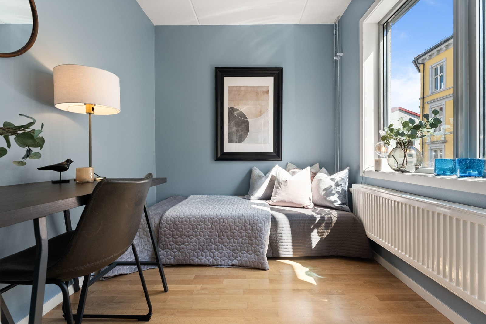 Det tredje soverommet har malte plater i moderne farge tilsvarende resten av soverommene. Galleribilde