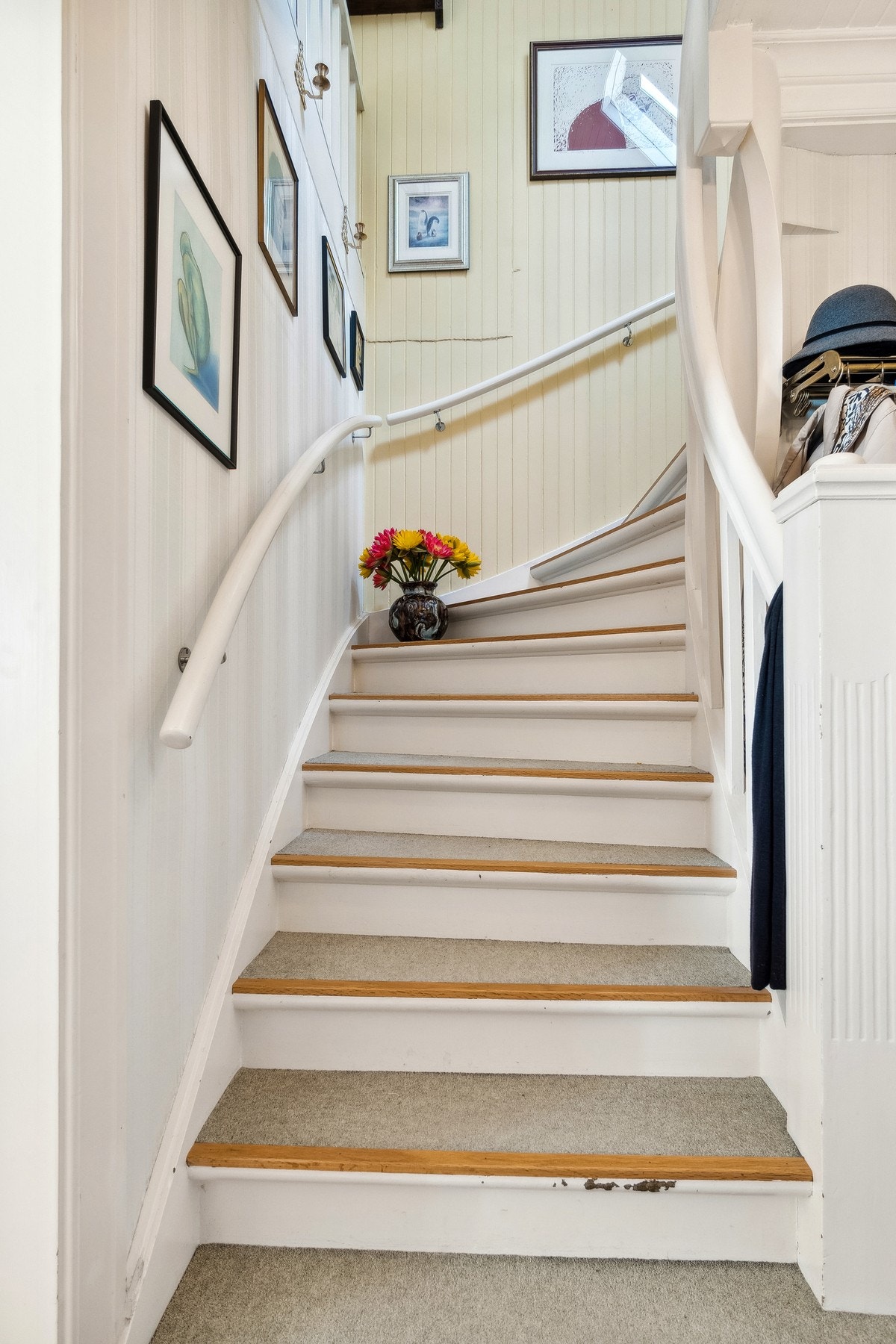 Trapperom/trapp ned til underetasje Galleribilde