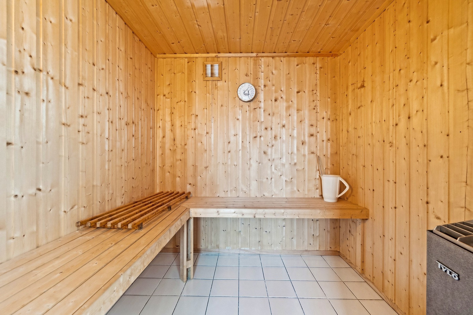 Badstue i underetasje Galleribilde