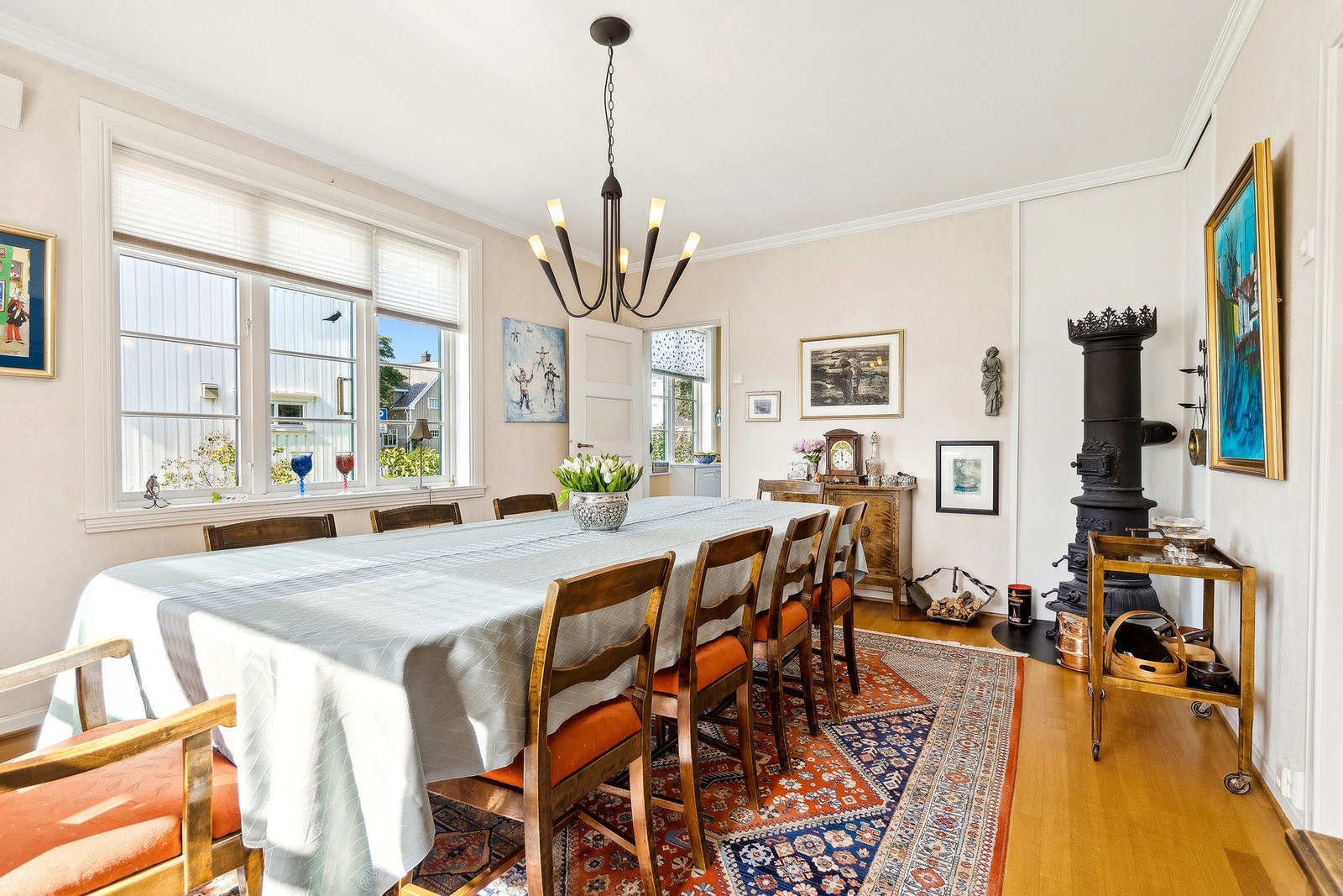 Pipe til dette ildstedet bør renoveres - dette ildstedet er ikke i bruk Galleribilde