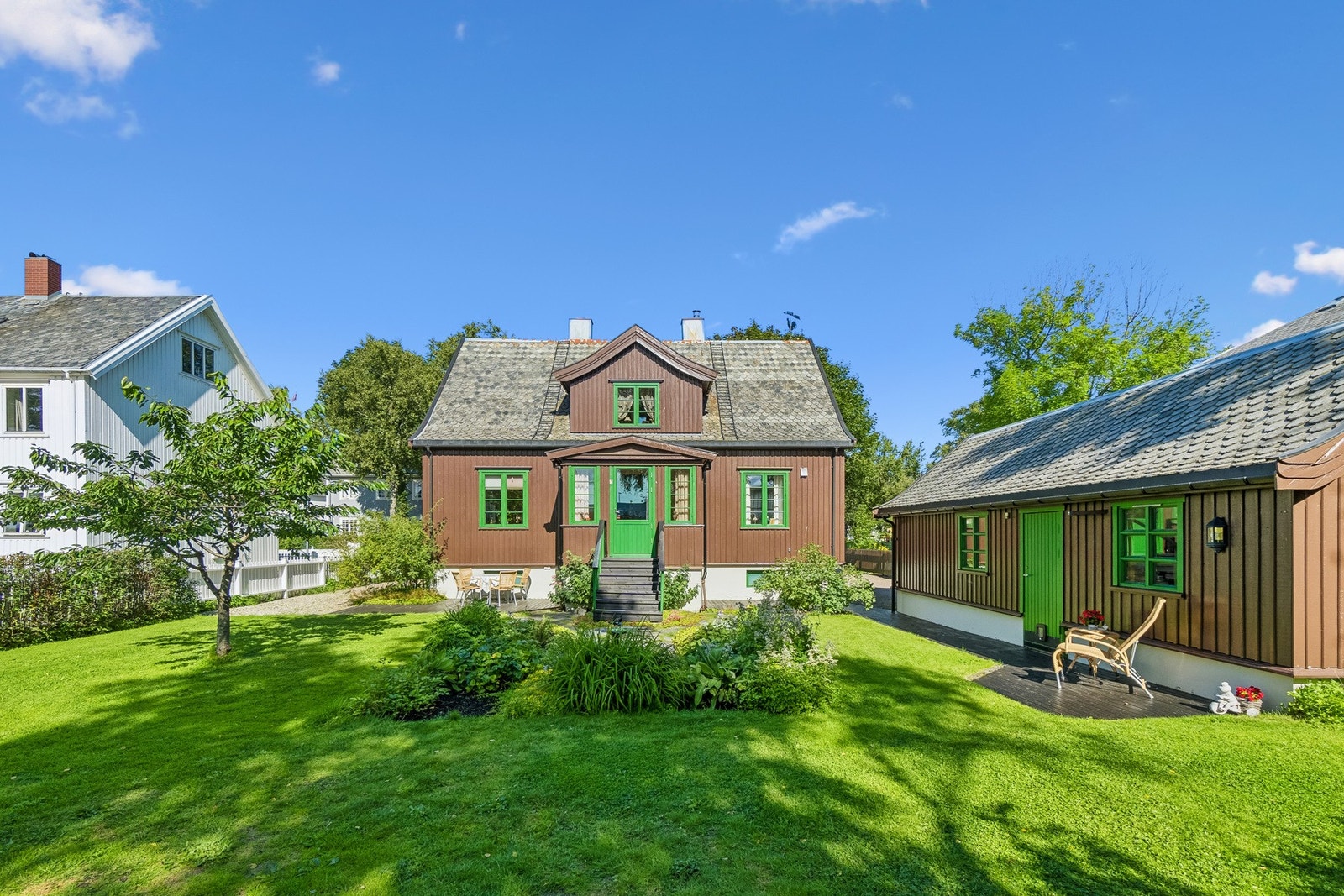 Her går du en velstelt hage med gode sol og lysforhold! Galleribilde