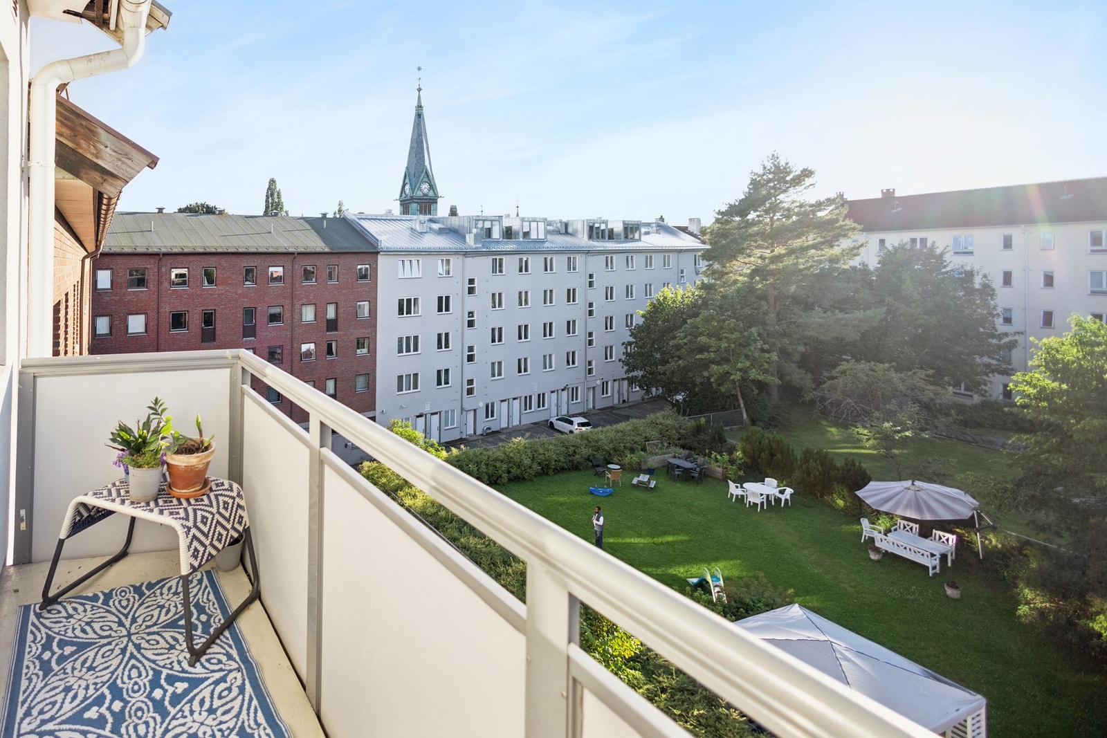 Gunn Margit Andreassen i Privatmegleren har gleden av å presentere Grimstadgata 24B! Galleribilde