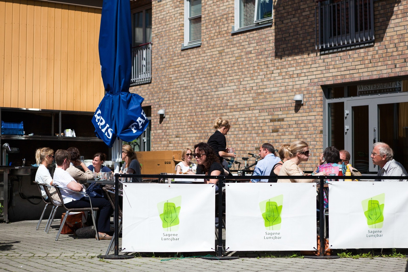 Sagene Lunsjbar, i nærområdet ligger også det svært trendye bakeriet, Mjøl.. Galleribilde