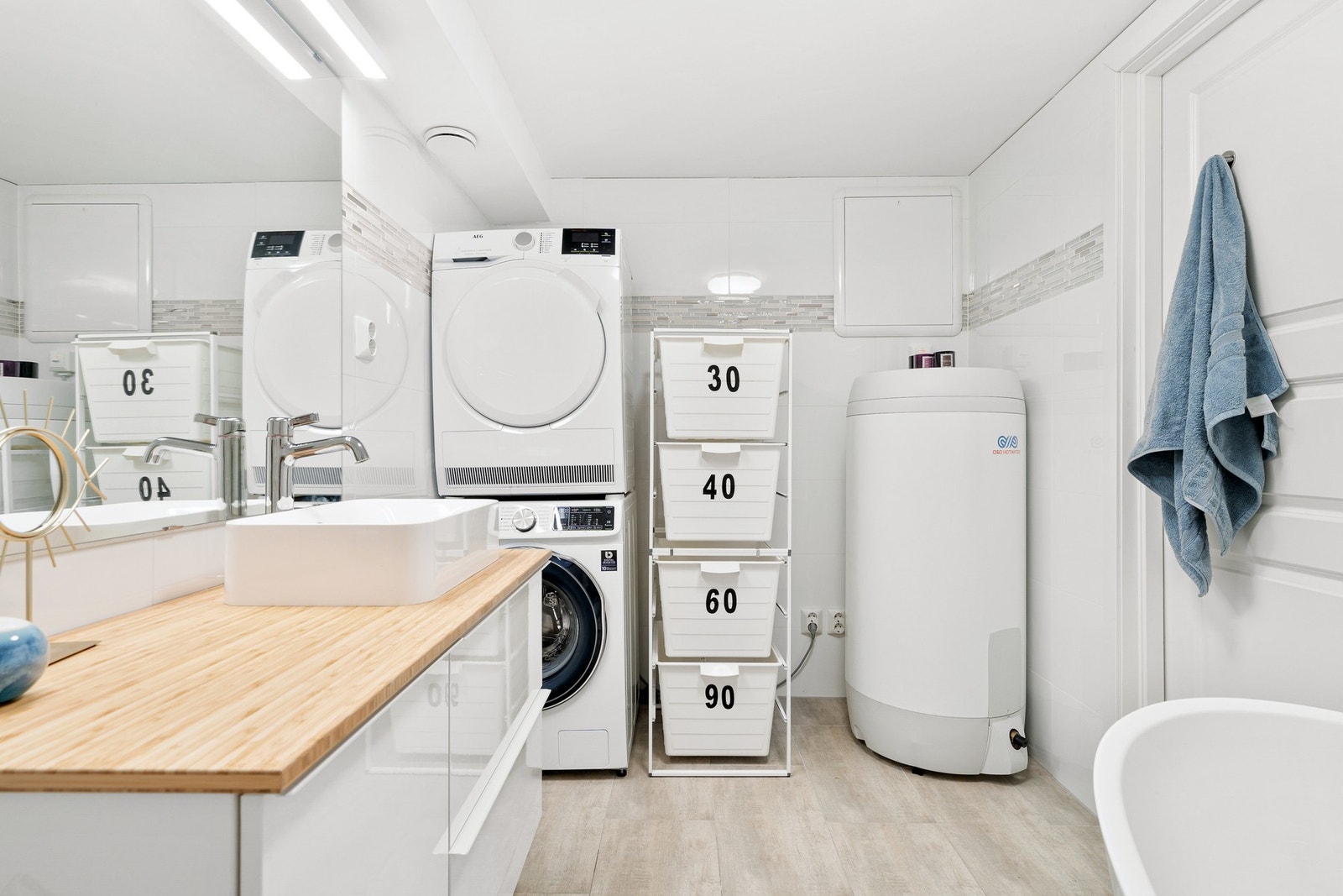 Lekkert vaskerom oppgradert i 2020. Galleribilde