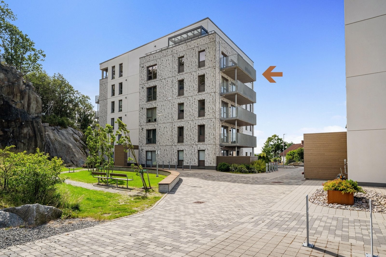 Leiligheten ligger godt plassert i 5. etasje Galleribilde