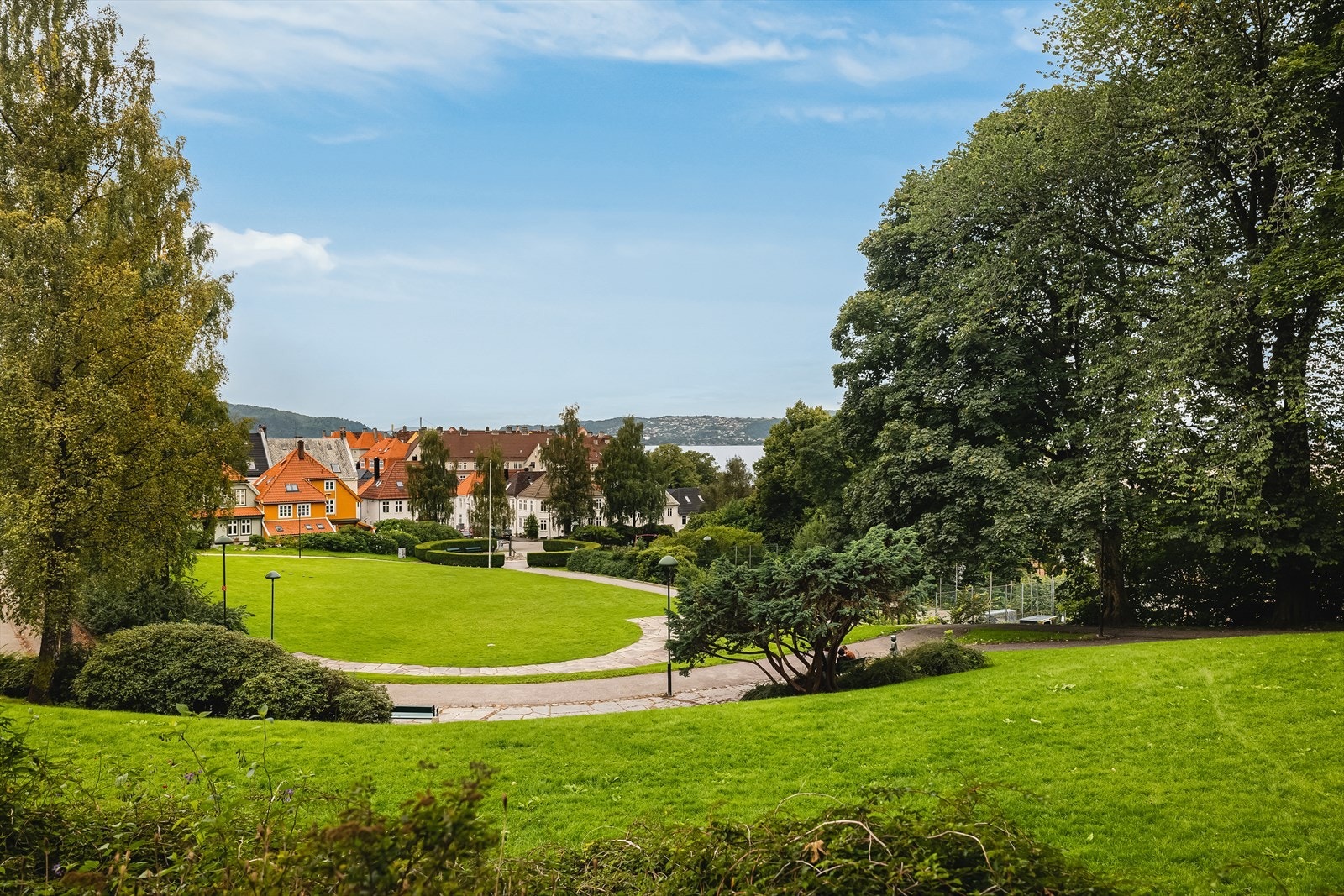 Fine parkområder i Meyermarken - populært på de fineste sommerdagene. Galleribilde