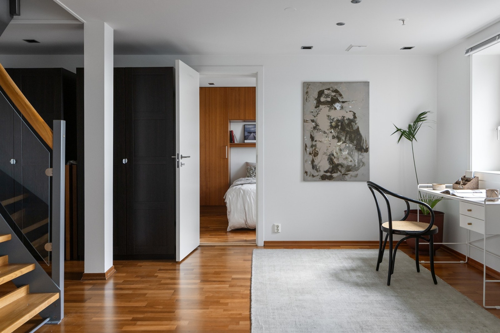 Her kan man enkelt innrede med alternativ møblering som sofa eller langbord. Galleribilde