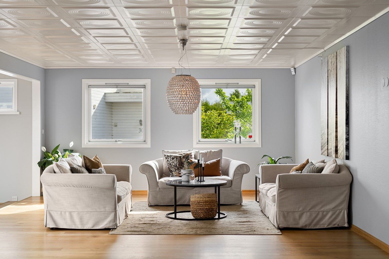 Det er 7 varmepumper i huset - som gir mulighet for å regulere ulike soner både opp og ned i temperatur etter ønske. Galleribilde