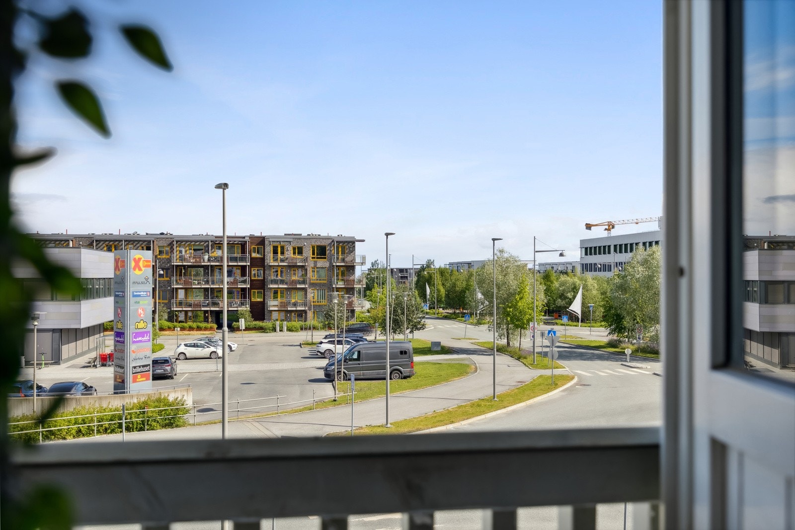 Utsikt fra kjøkkenet mot Grilstad. Galleribilde