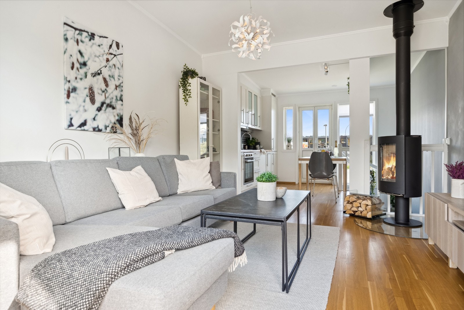 Vedovnen skaper lun og varm atmosfære på de kaldeste vinterdagene. Galleribilde