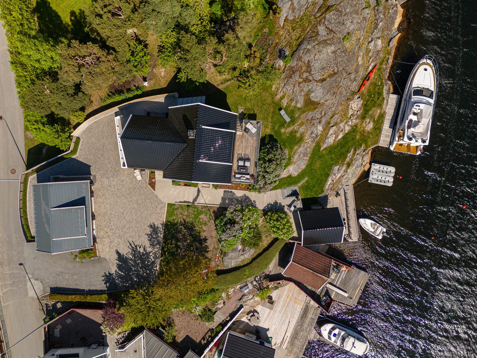 Dronefoto over eiendommen Galleribilde