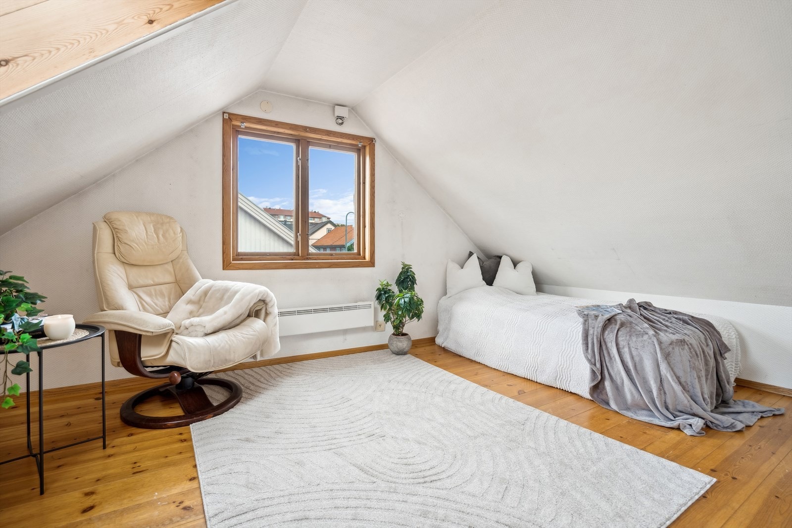 Soverom nr. 2 fremstår som lyst og luftig. Galleribilde