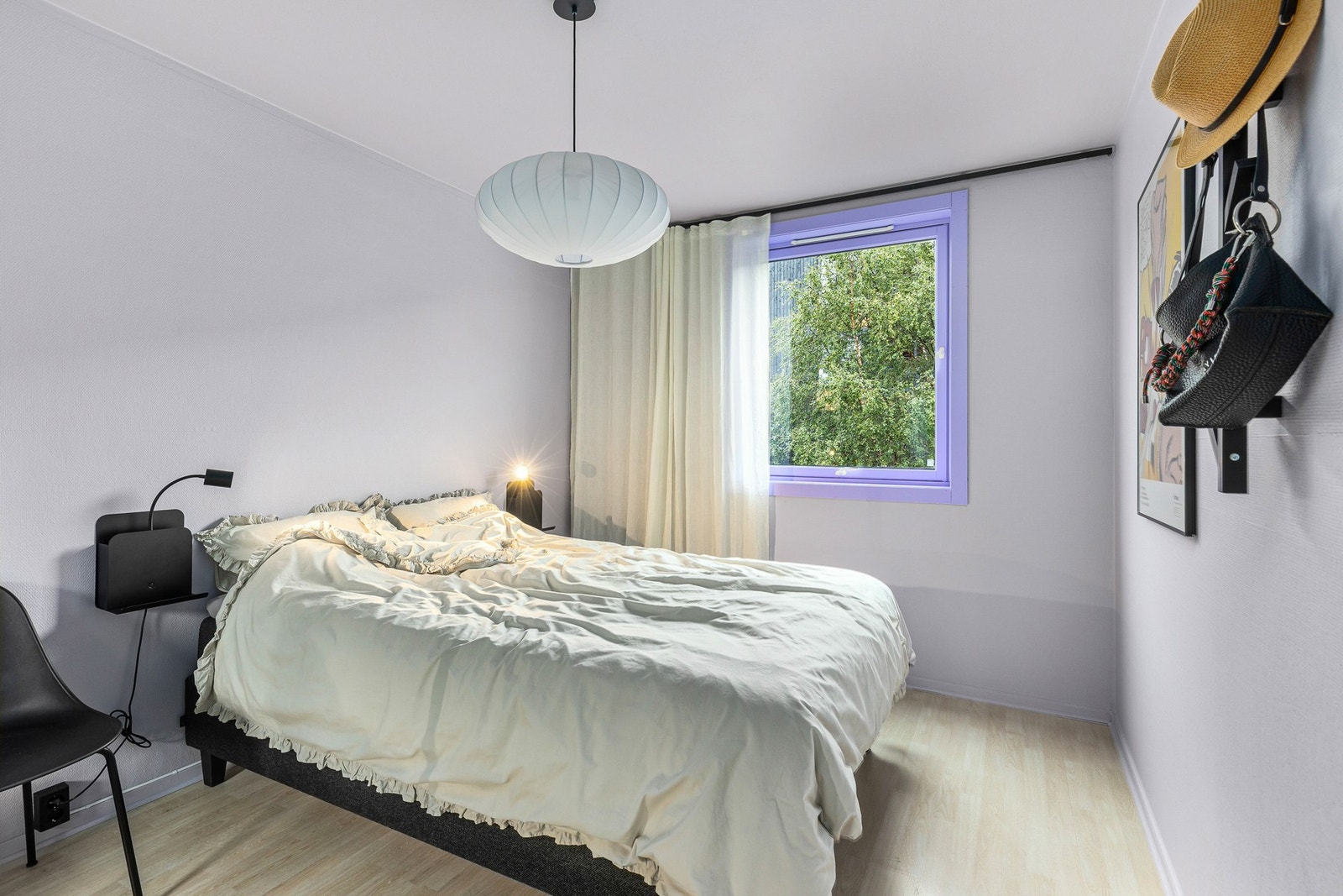 Leiligheten har tre soverom av god størrelse, hvor hovedsoverommet er 11 kvm. Galleribilde