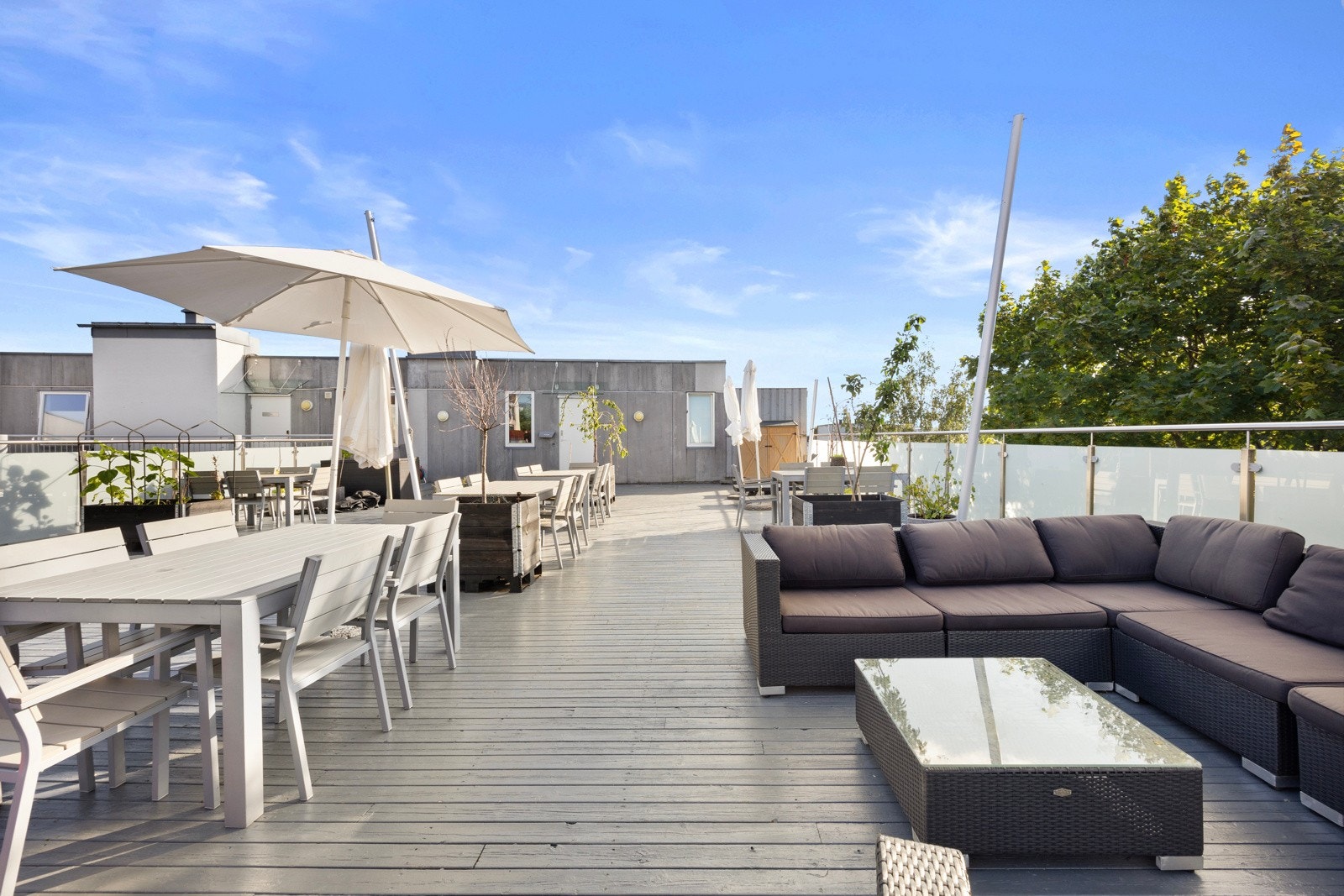 Her kan du nyte solrike sommerdager fra morgen til kveld. Galleribilde