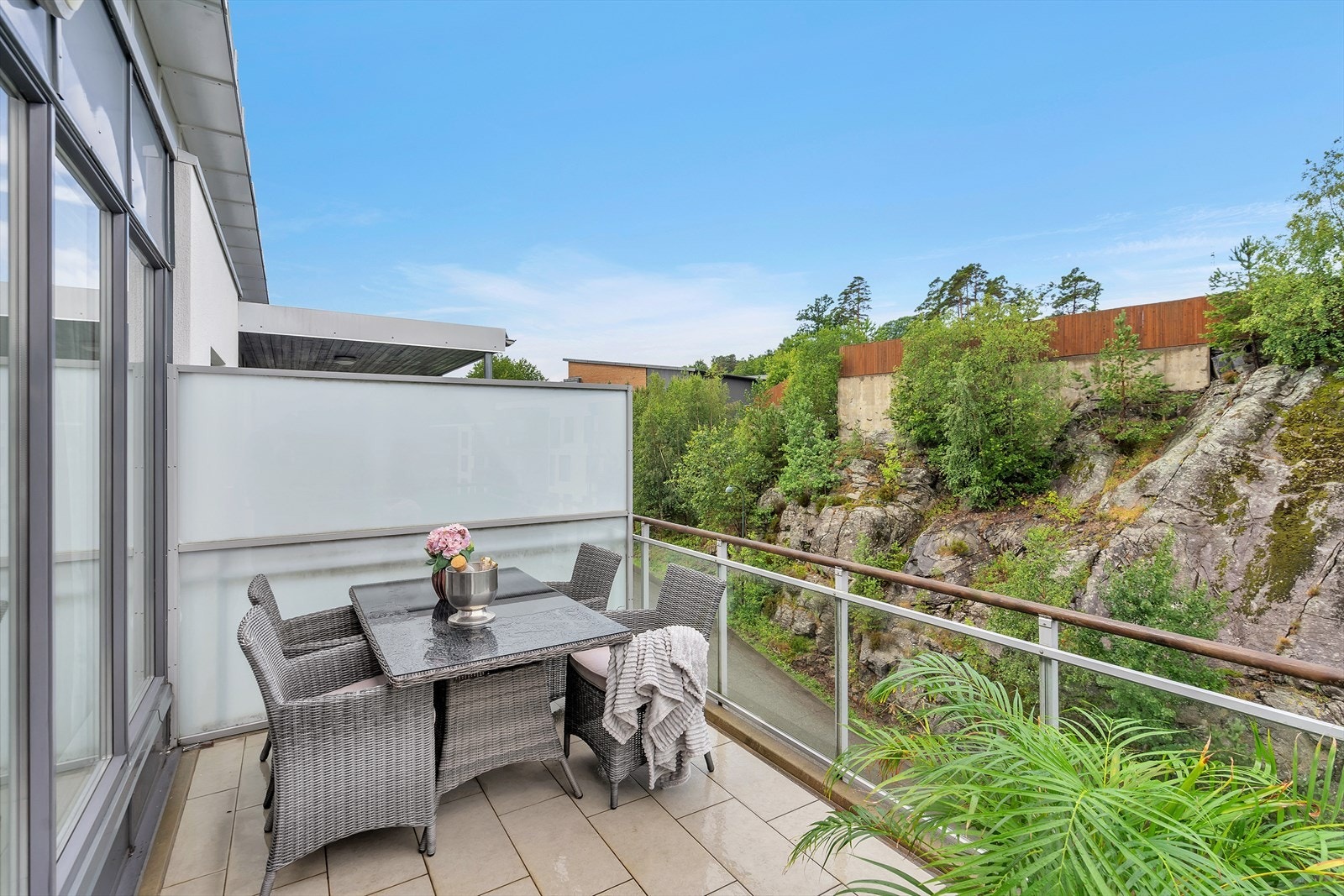 Solrik terrasse Galleribilde