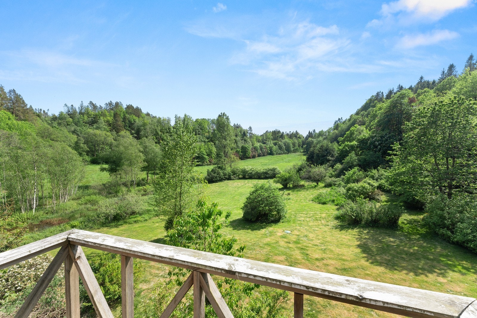 Utsikt fra balkongen på garasjen. Galleribilde