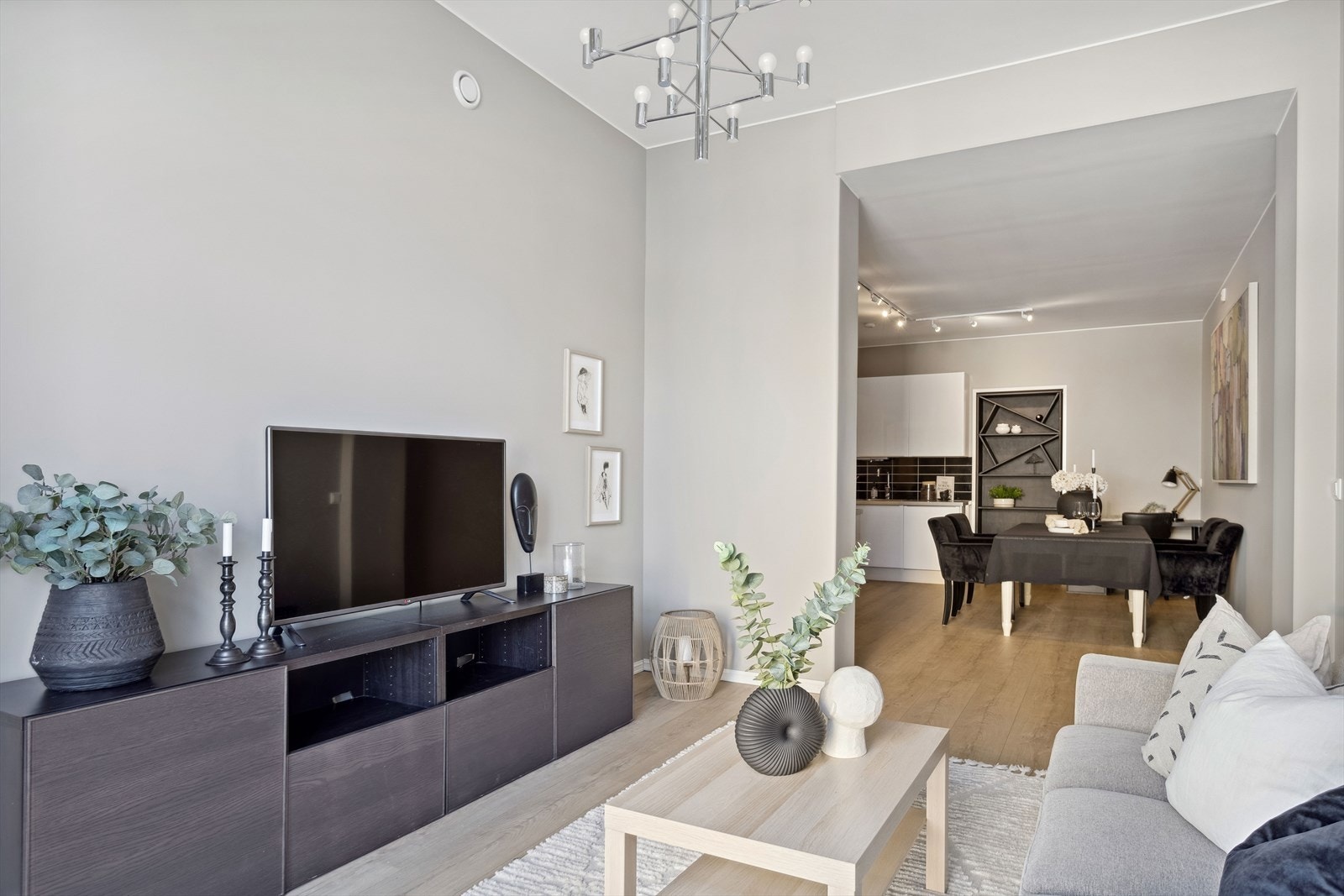 Leiligheten er malt opp i lune og behagelige farger. Galleribilde