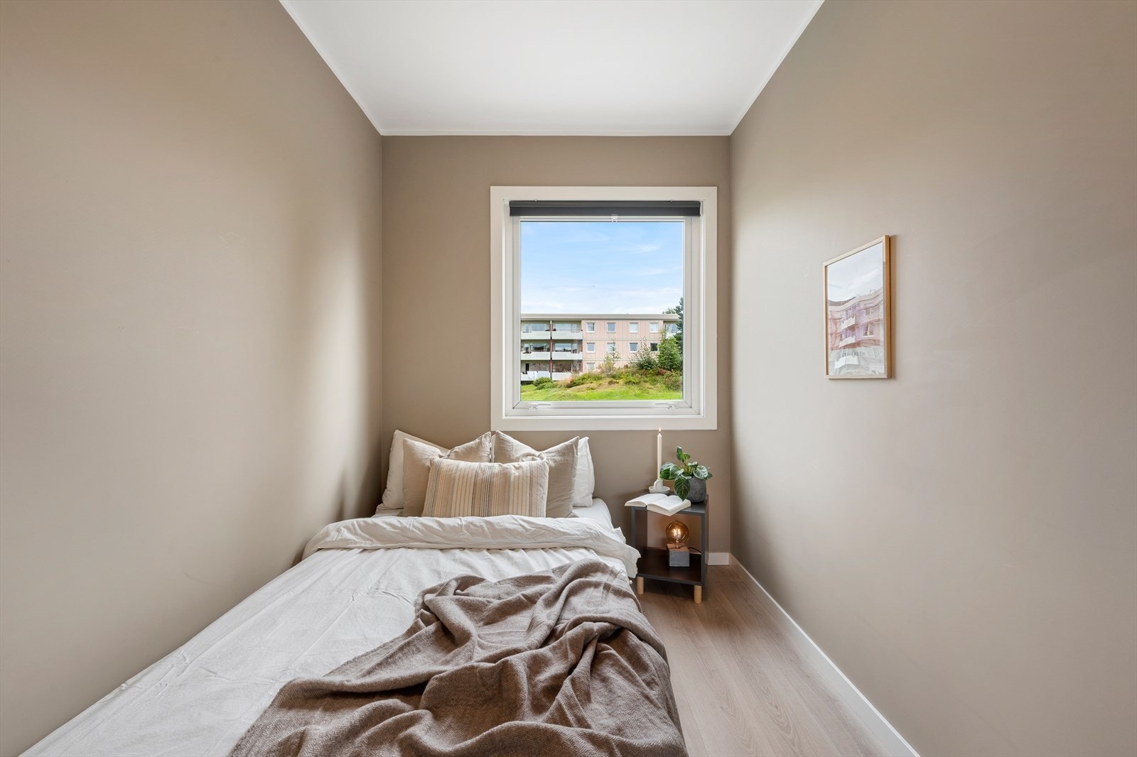- Soverom 2 måler 6m² - Galleribilde