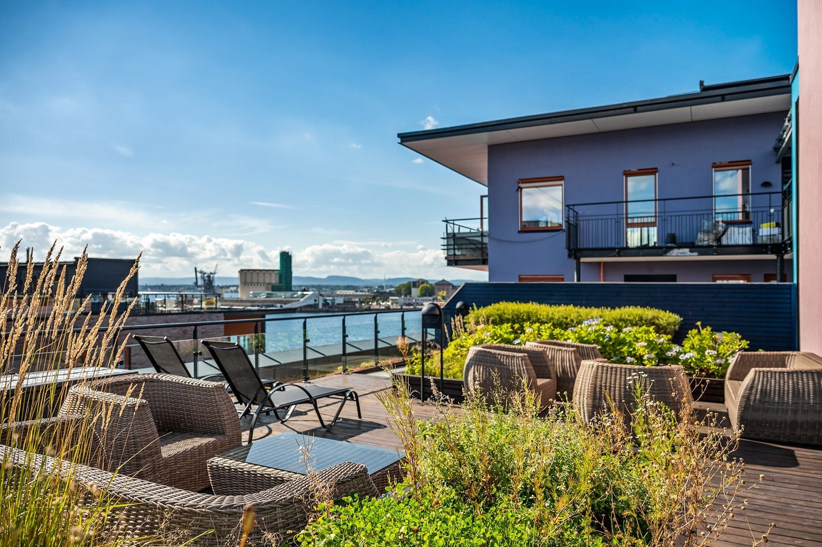 Det er også mulig å benytte seg av felles takterrasse. Galleribilde