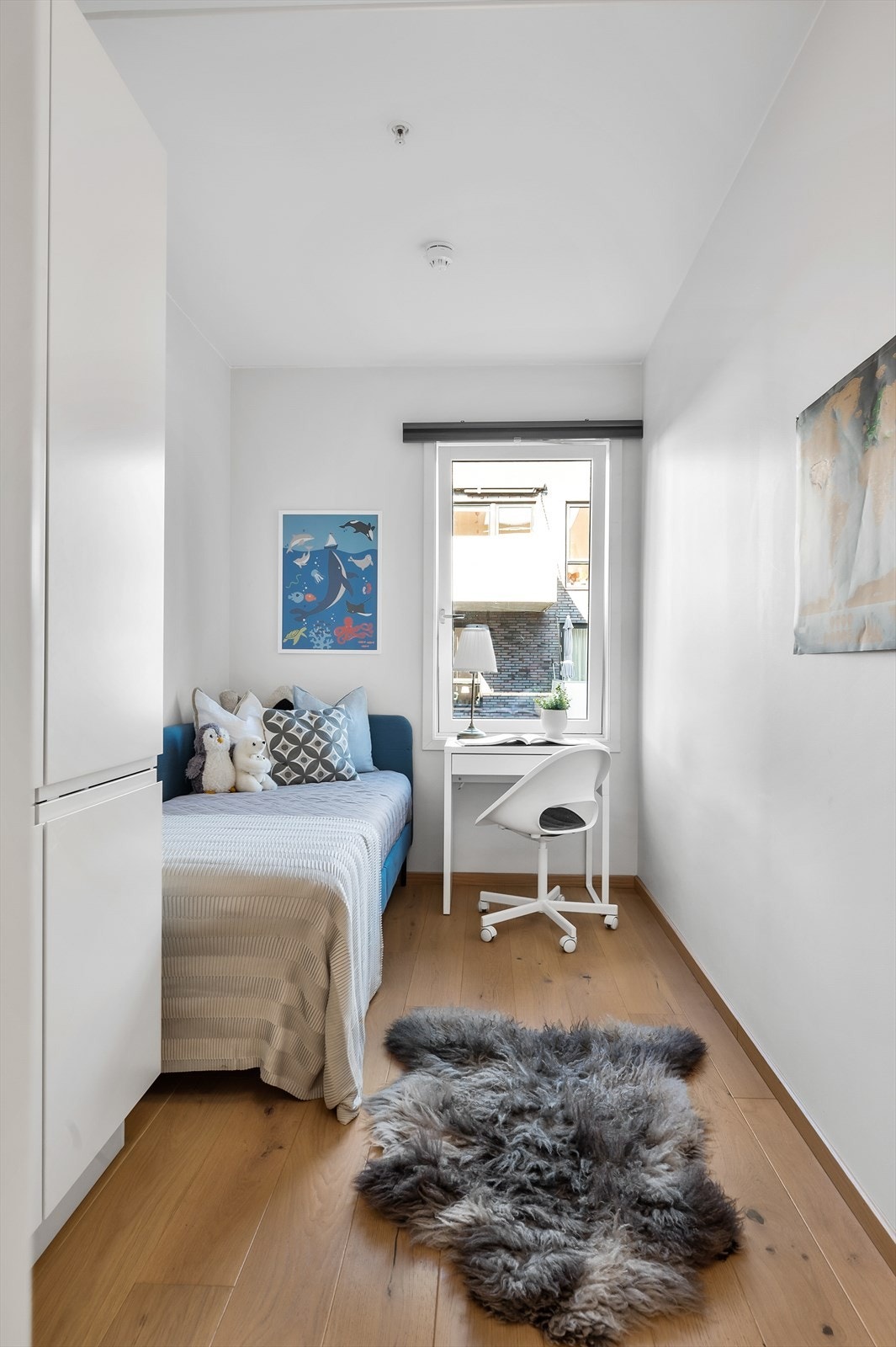 Soverom 2 er perfekt som barnerom, kontor eller gjesterom. Galleribilde