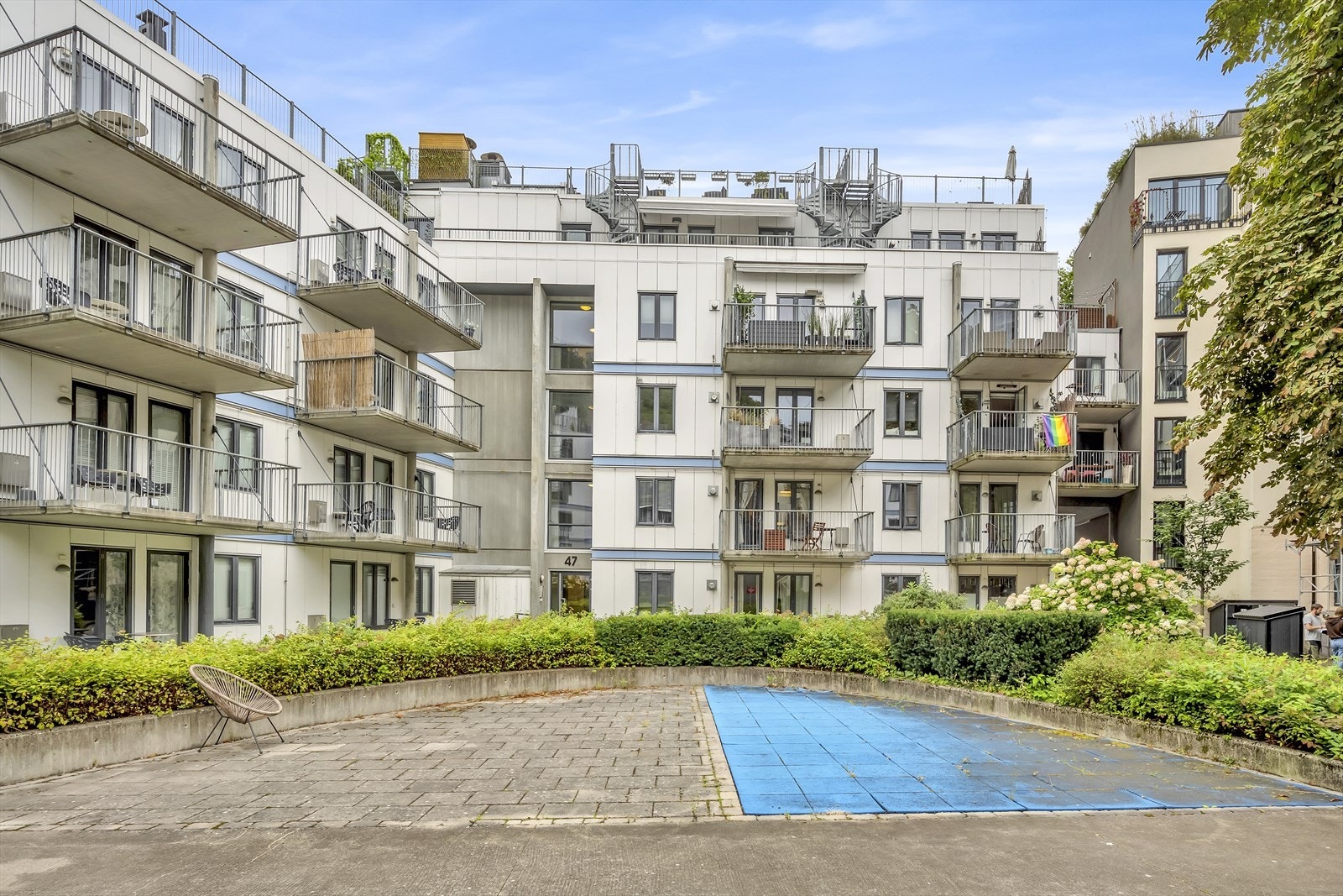 Veldrevet sameiet som består av 85 boligseksjoner. Bygget ble oppført i 2009 Galleribilde