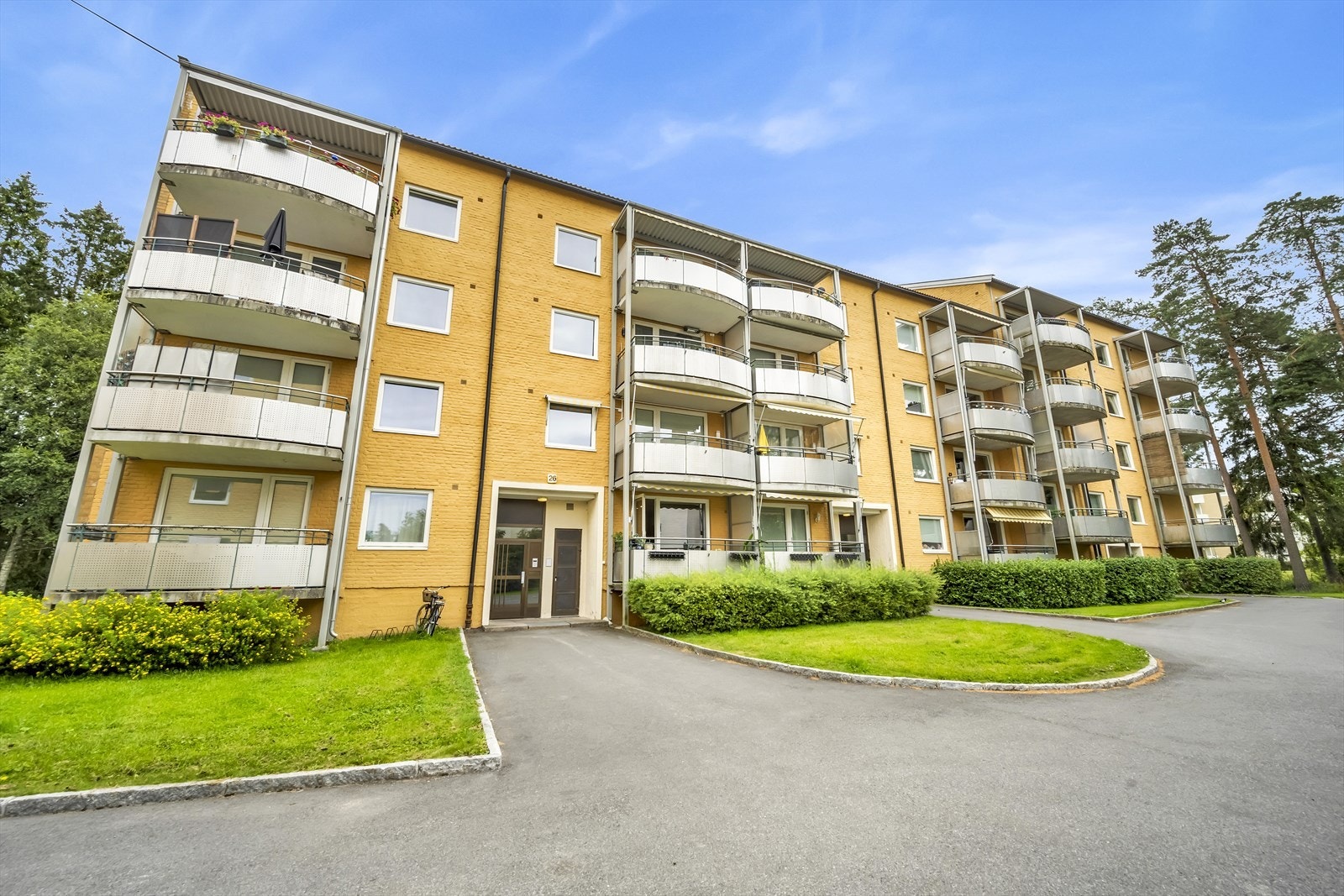 Leiligheten disponerer to boder i kjeller og en på loft. Galleribilde