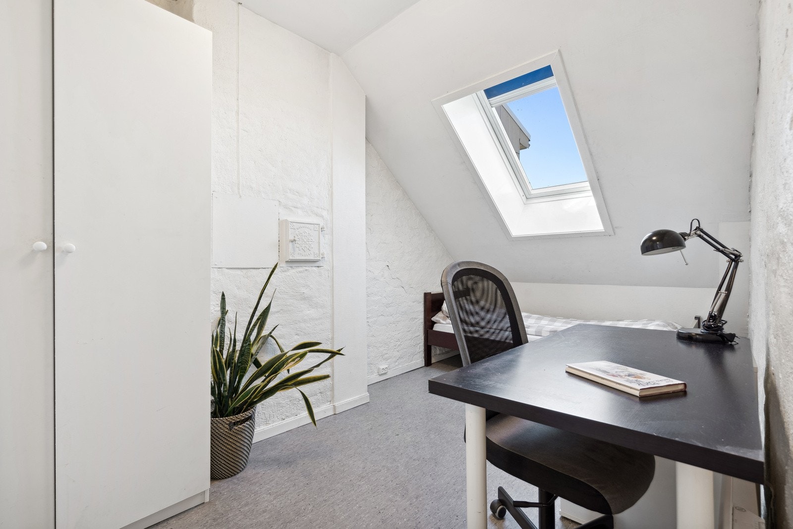 Soverom som i dag brukes til kontor. Galleribilde