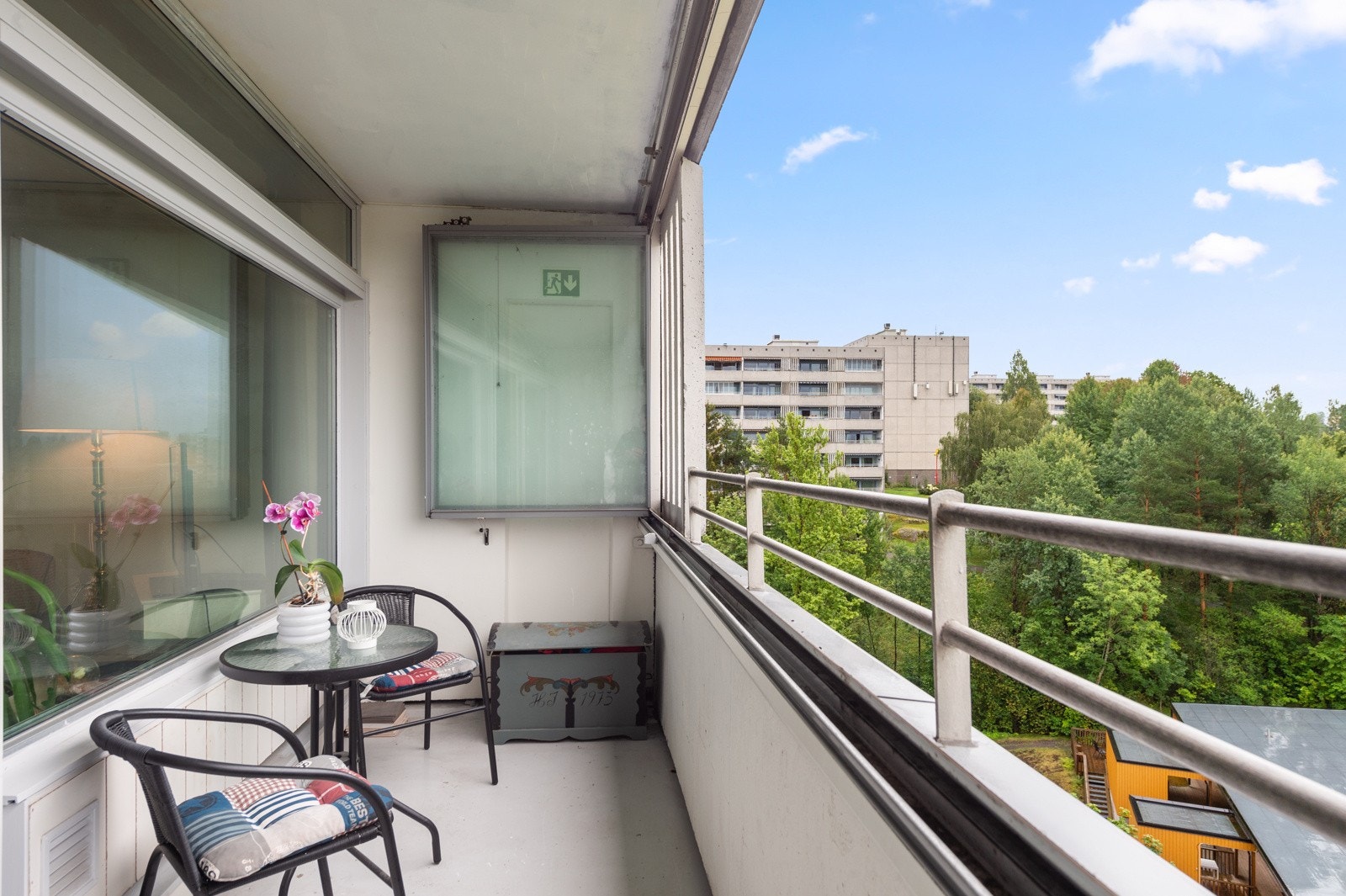 Houssam Ben Zrelli ved EIE Eiendomsmegling har gleden av å presentere Garver Ytterborgs vei 107. Galleribilde