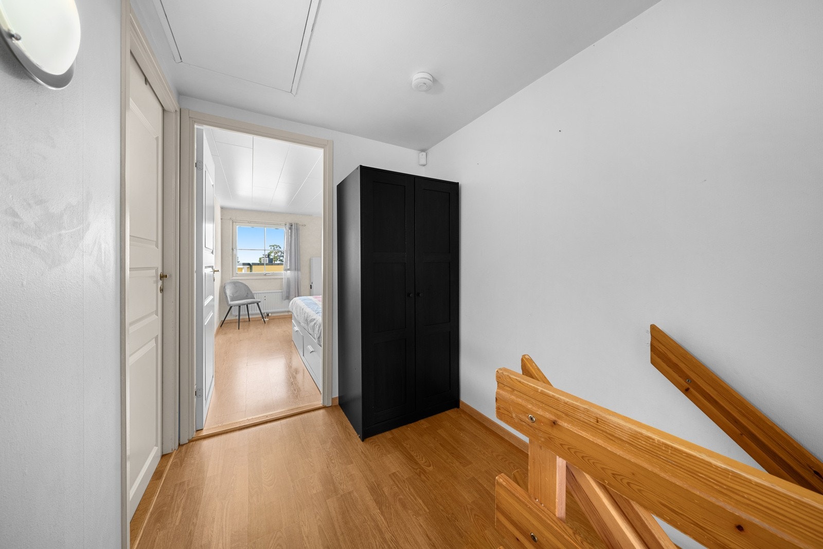 I trapperommet er det tilgang til kaldloft for lagring. Galleribilde