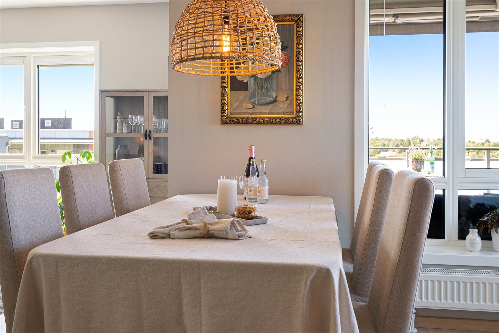 Spisestue. Galleribilde