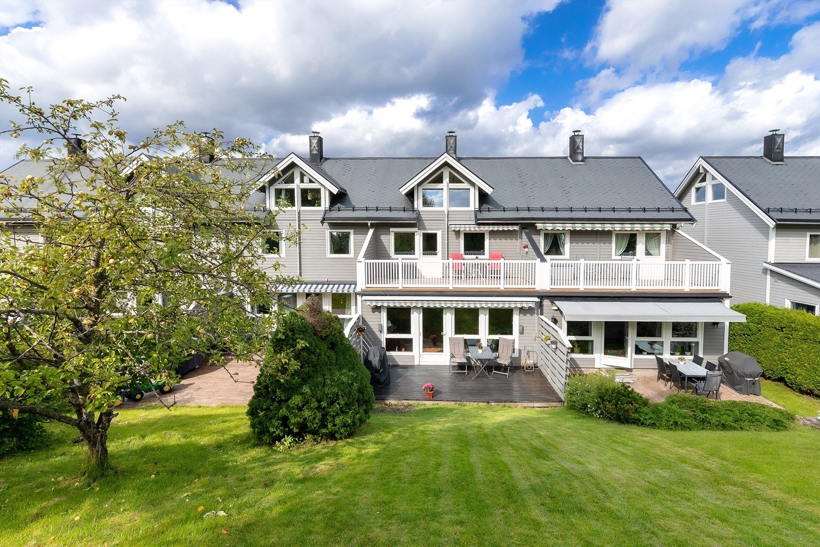 4G5A2060.jpgKrogsveen v/Robin Lauritzen har gleden av å presentere dette herlige rekkehuset over 3 plan med barnevennlig beliggenhet på Ellingsrud. Galleribilde