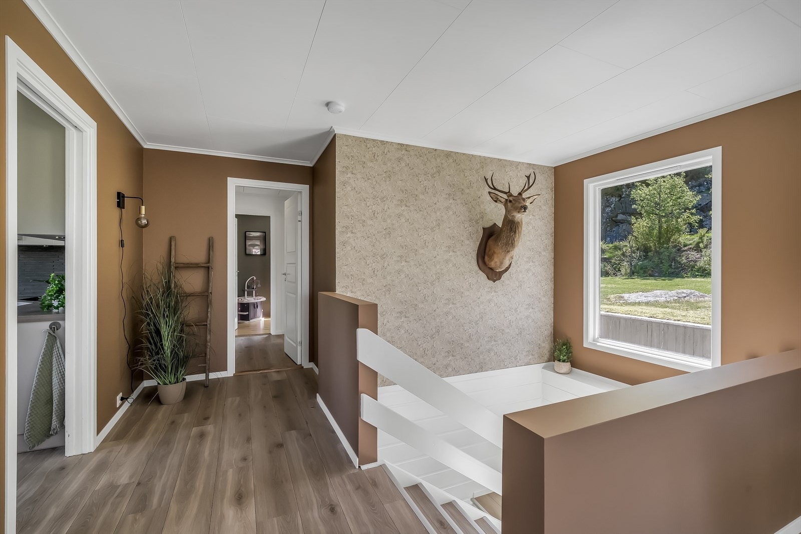 Stue med trappegang Galleribilde