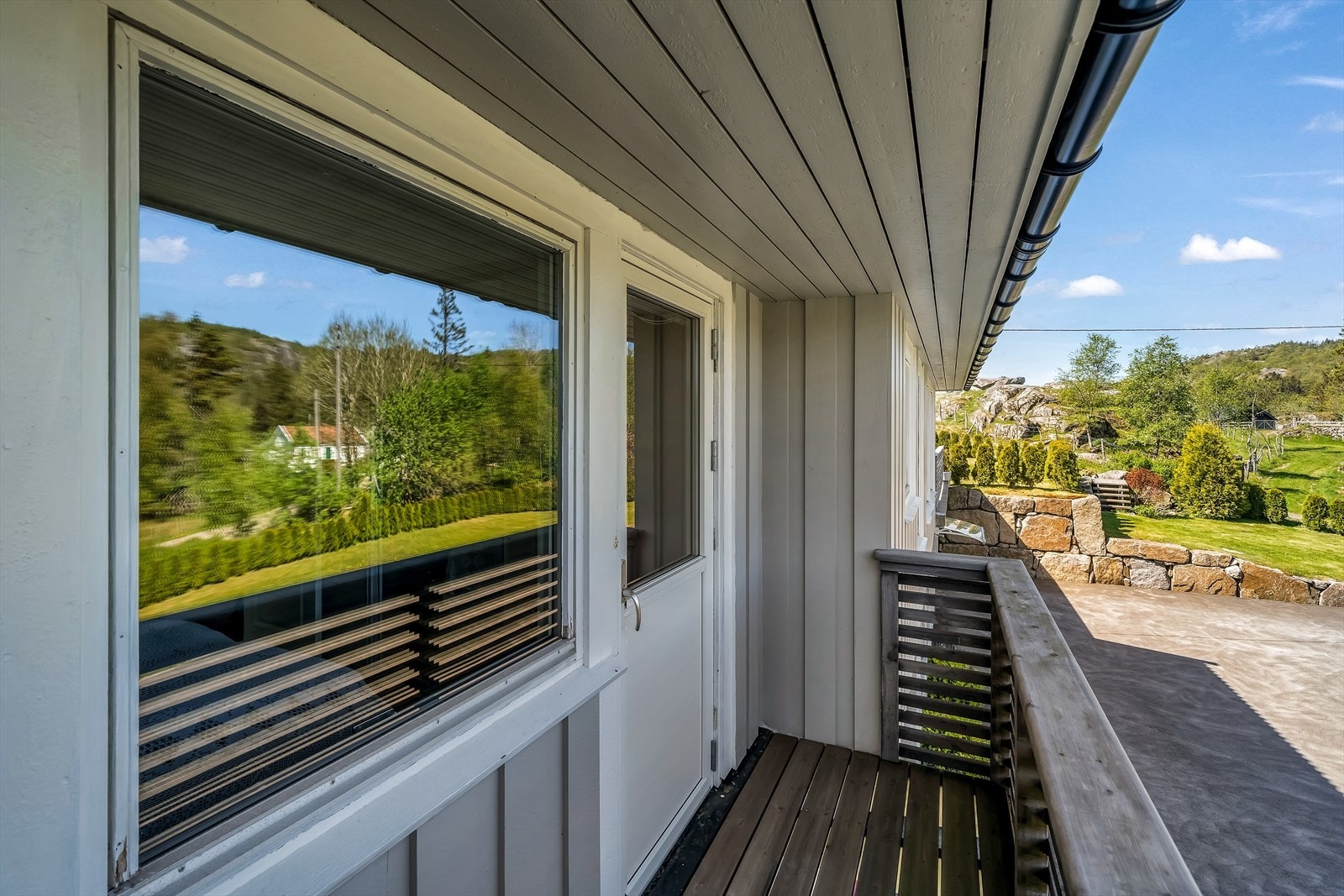 Balkong ut fra soverom 1 Galleribilde