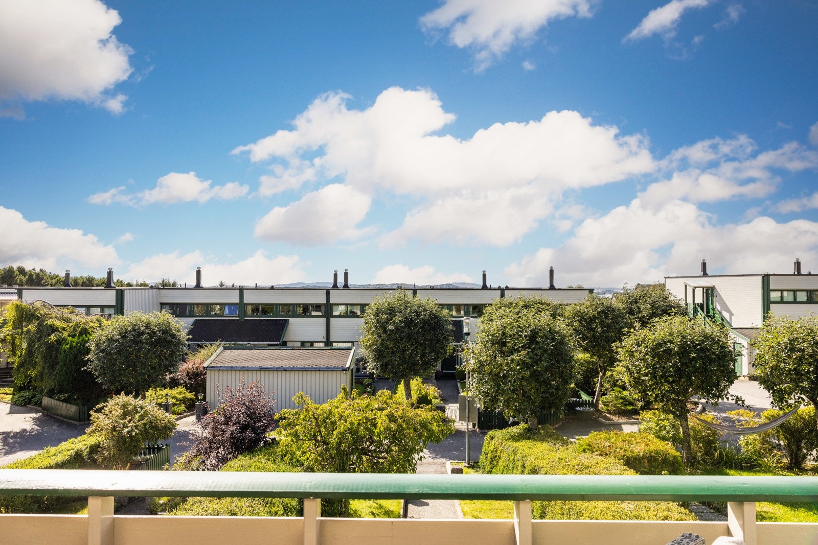 Fra balkong har du meget gode solforhold. Galleribilde