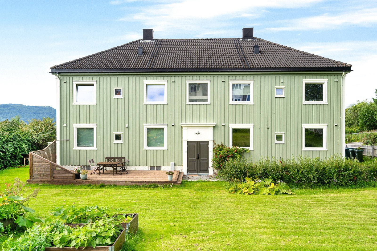 En stilfull og moderne selveierleilighet med god planløsning. Galleribilde