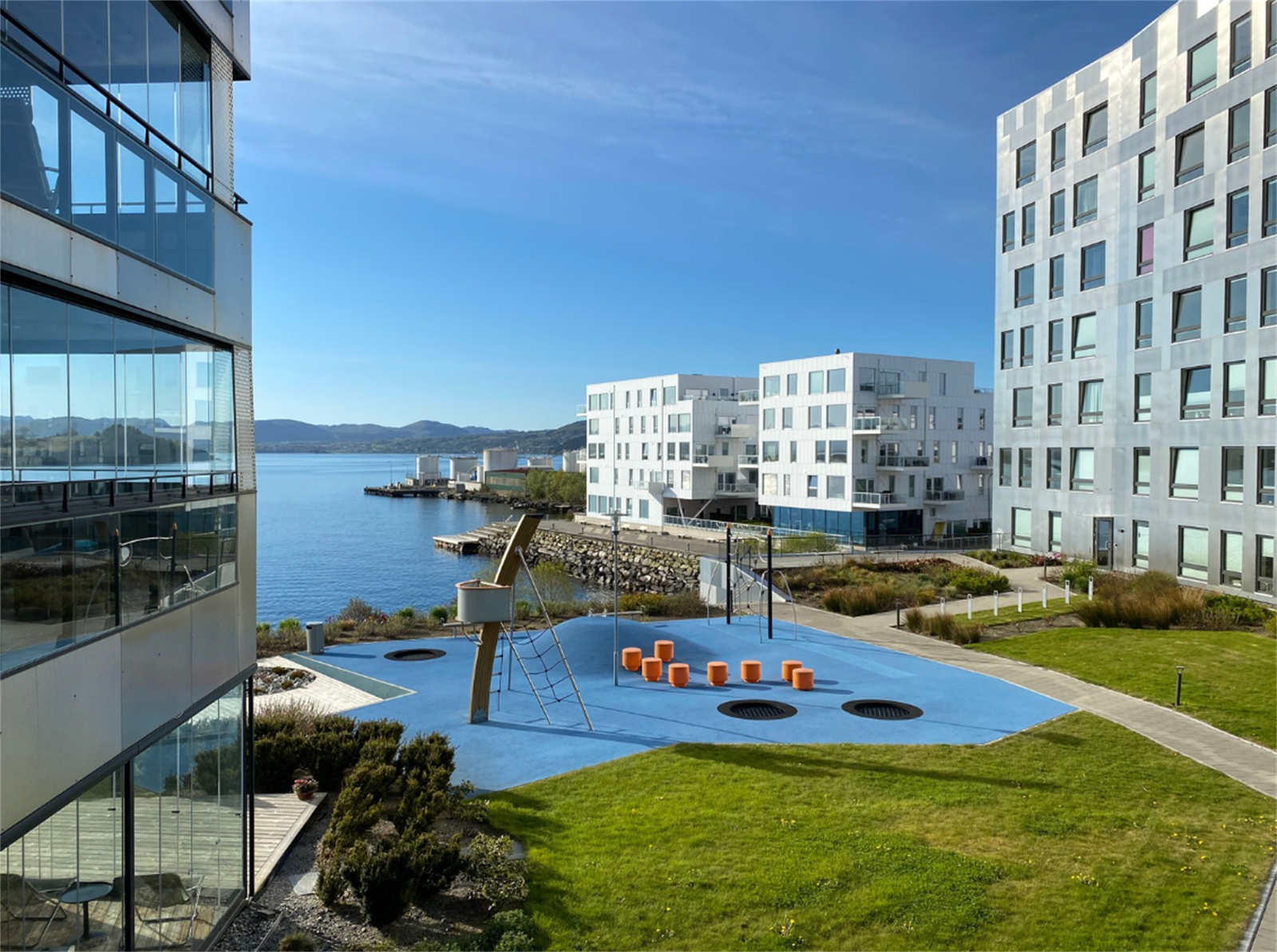 Utsikten fra balkongen Galleribilde