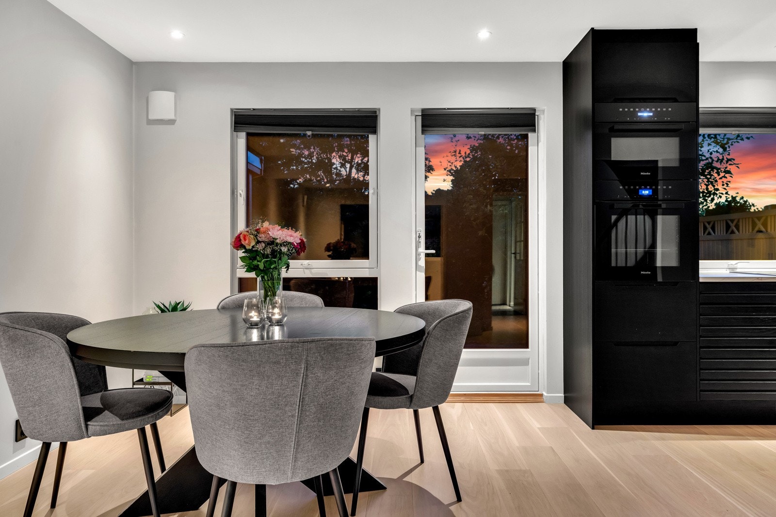 Lun kveldsstemning Galleribilde