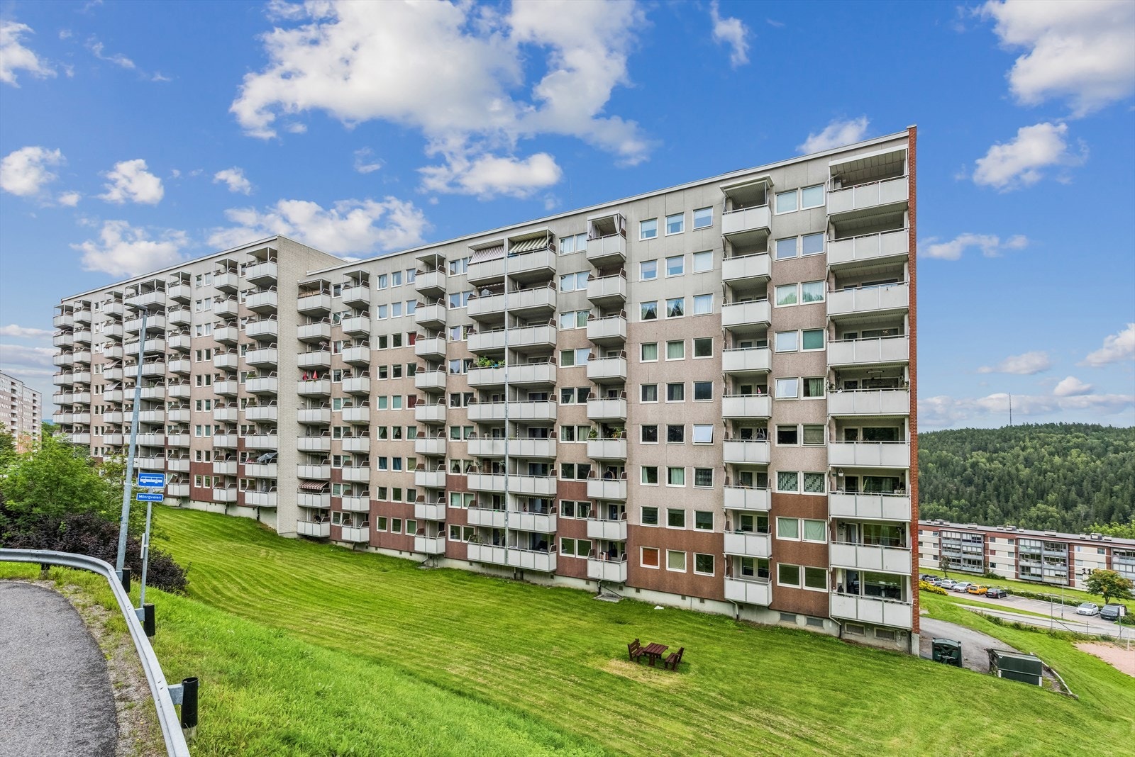 Boligen ligger i byggets 7. etasje. Galleribilde