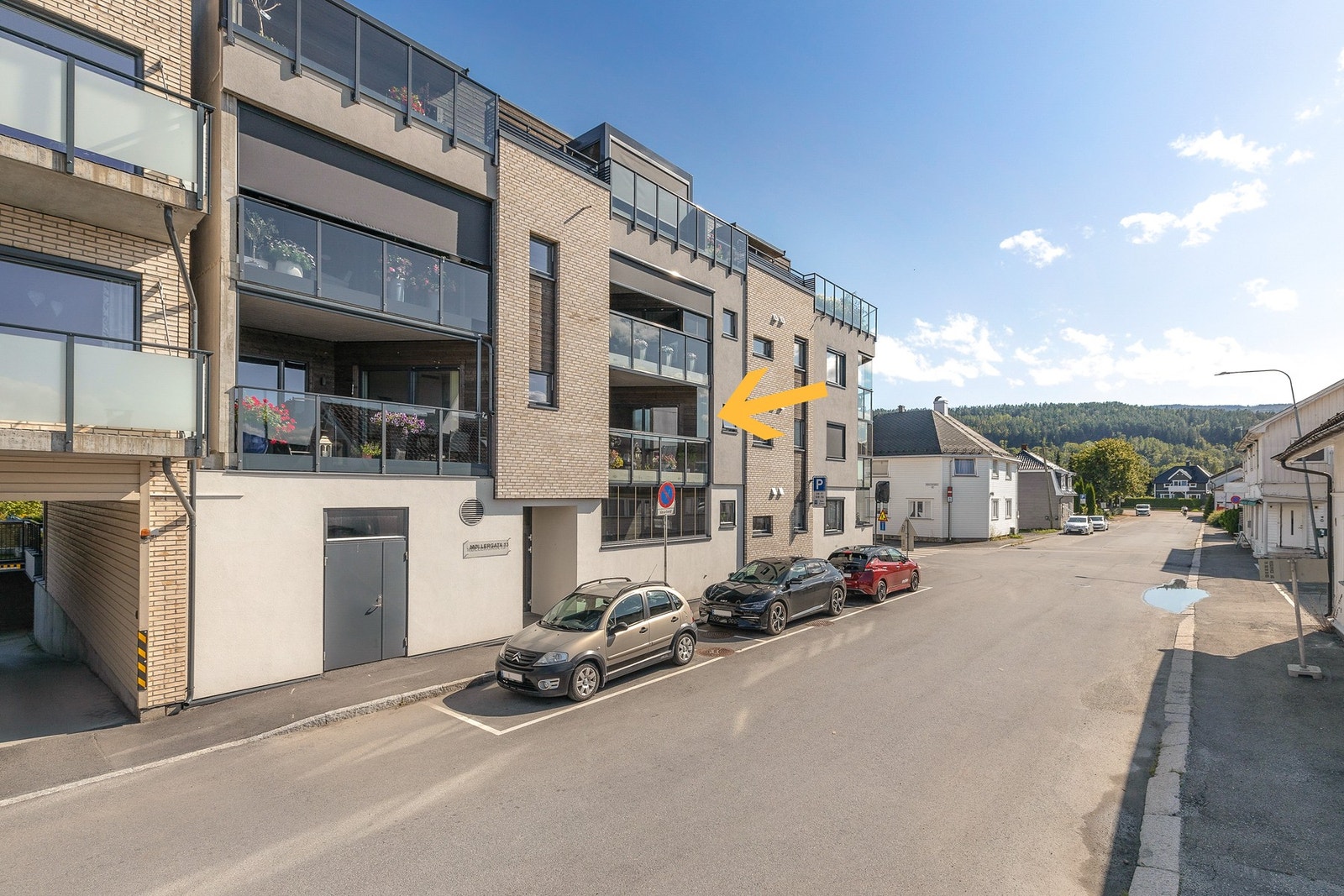 Velkommen til Møllergata 13 - En tiltalende og moderne 2-roms selveierleilighet fra 2022 med fin beliggenhet sentralt i Mjøndalen Galleribilde