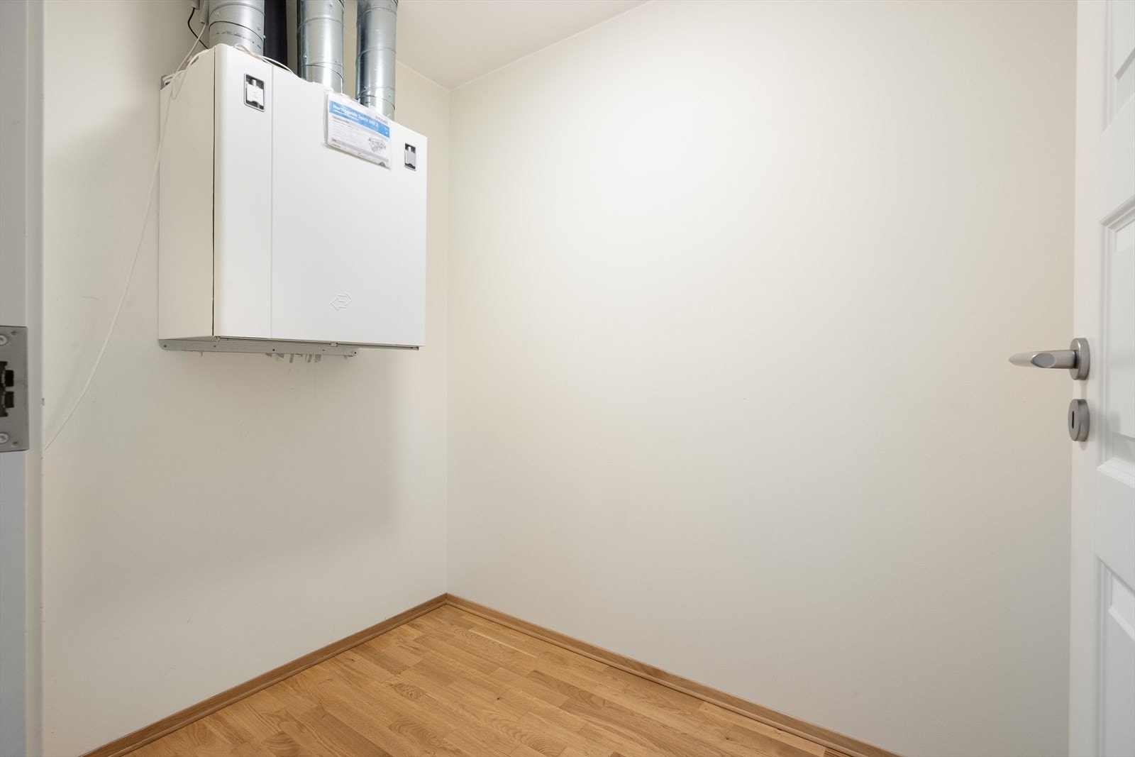 Intern bod for ekstra plass til oppbevaring. Galleribilde