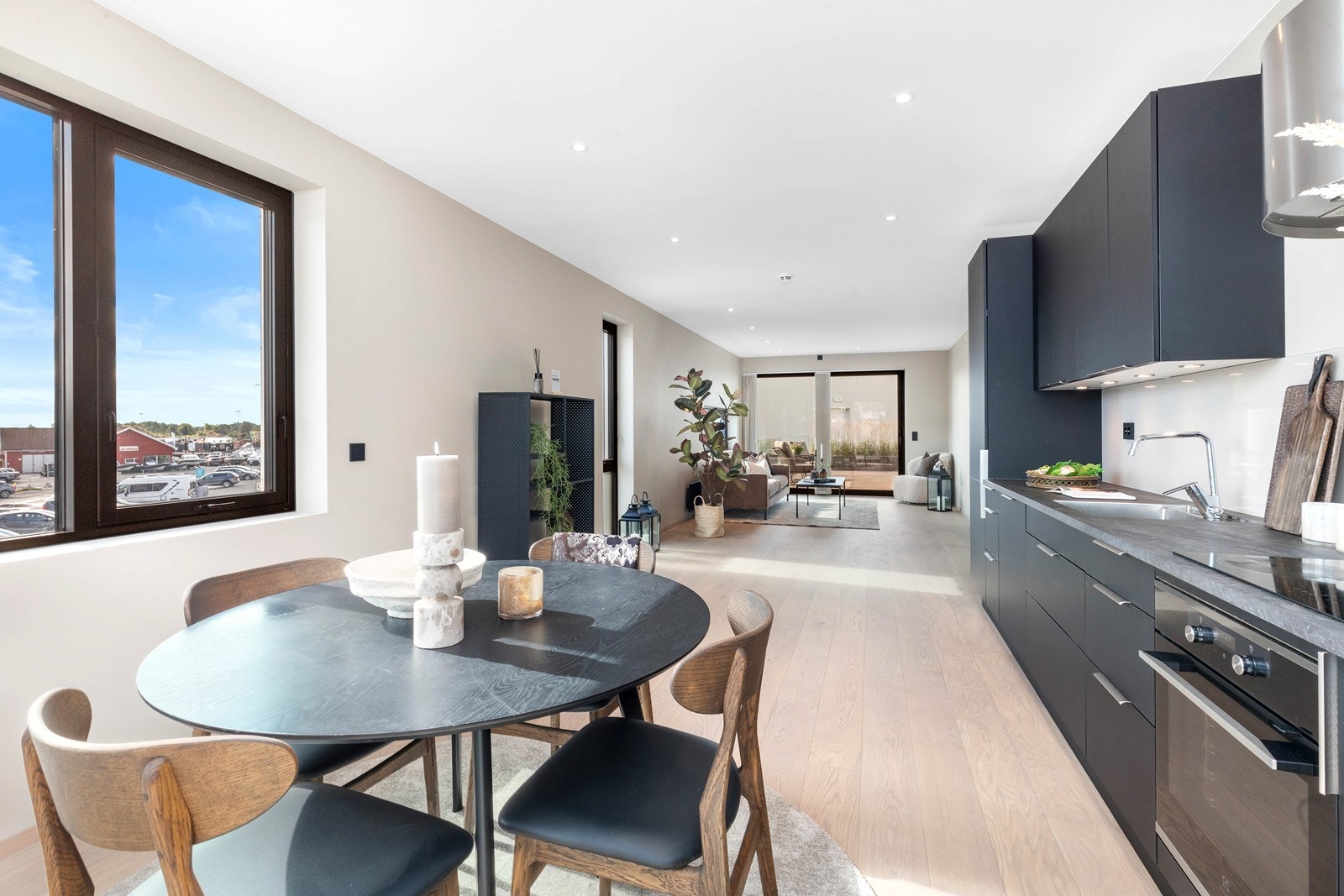 God plass til spisebord. Galleribilde