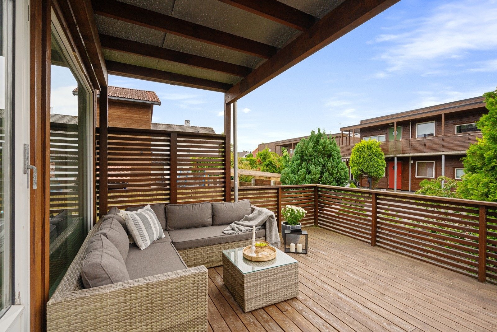 Her kan du nyte solen frem til ca. 21/21:30 sommerstid. Galleribilde